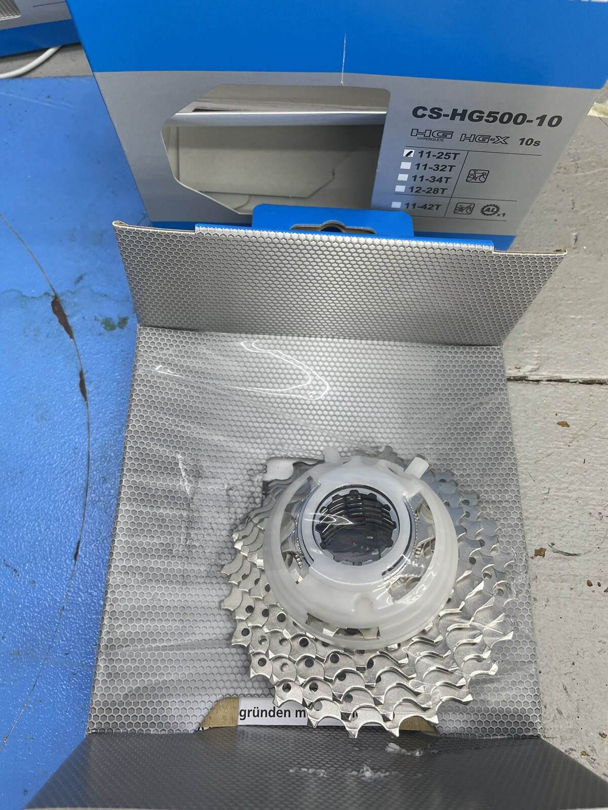 Shimano CS-HG500-10 10 Speed Cassette 11-25T Silver New in Box