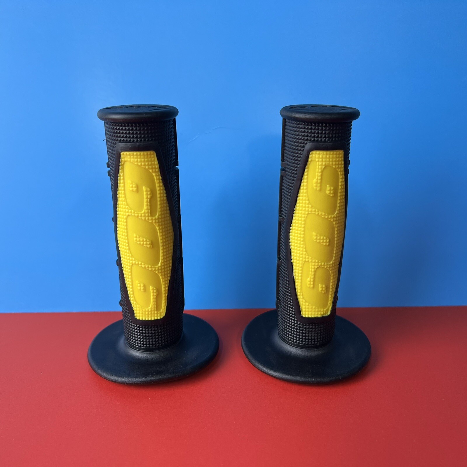OLD SCHOOL FMF 909 BMX GRIPS VELOCITY BLACK / YELLOW VINTAGE NOS