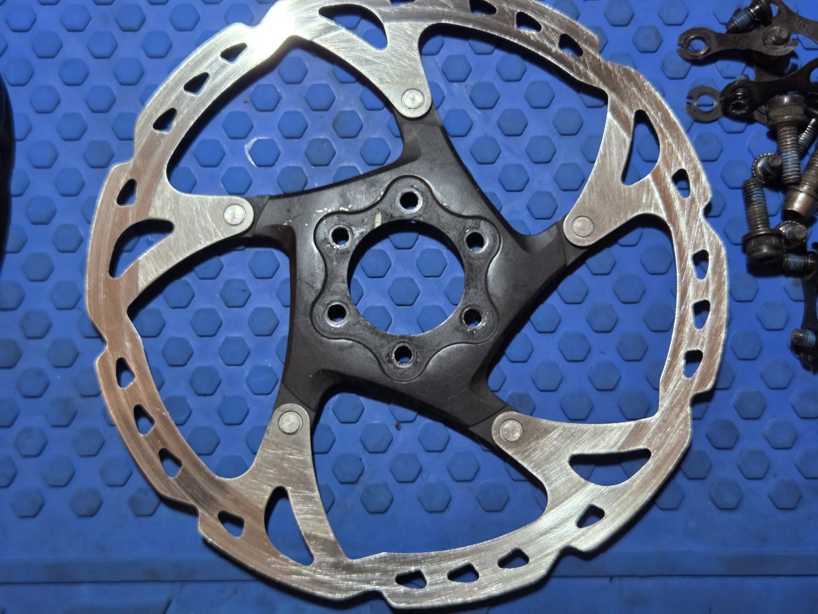 Shimano Saint M820 4-piston Brakeset + Rotors