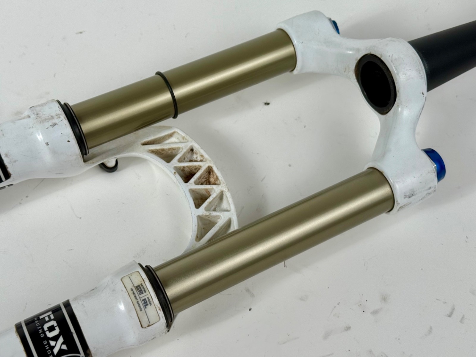 Fox Float 32 RL 150mm travel 26” air suspension Fork 15×100 QR Axle Tapered MTB