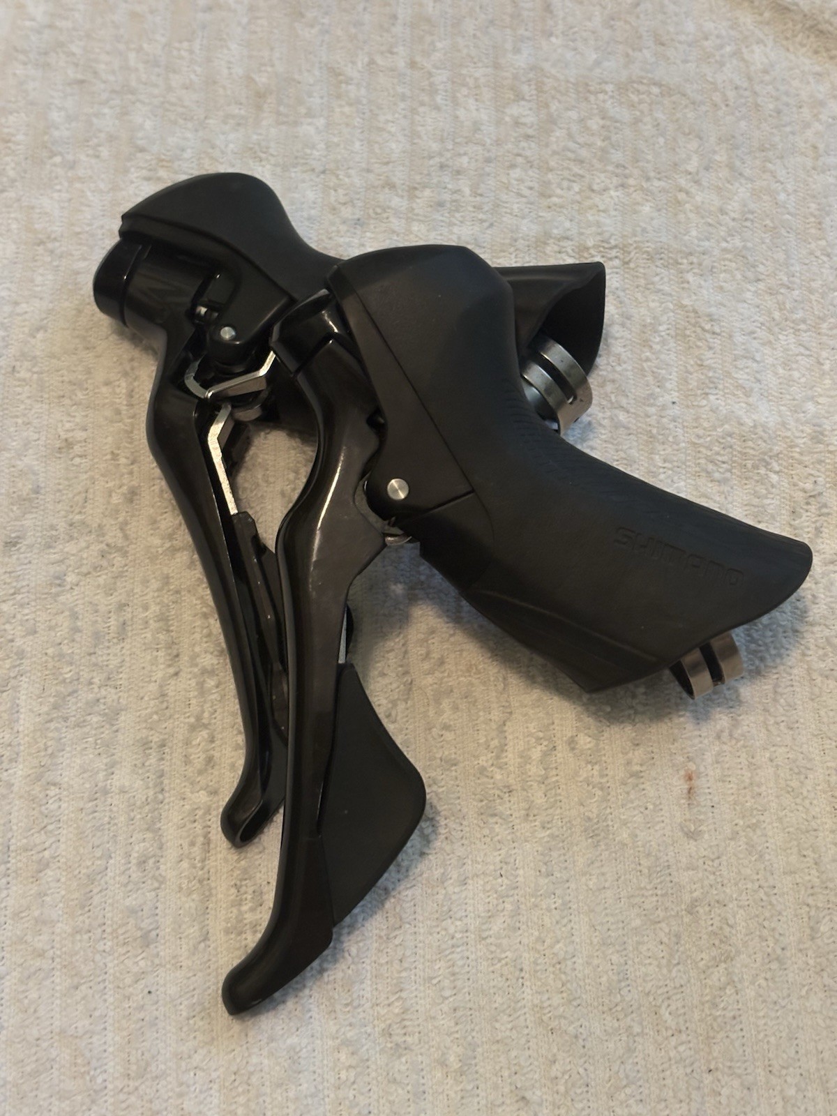 Shimano 105 ST-R7000 2×11-Speed STI Shifters Left/Right Set