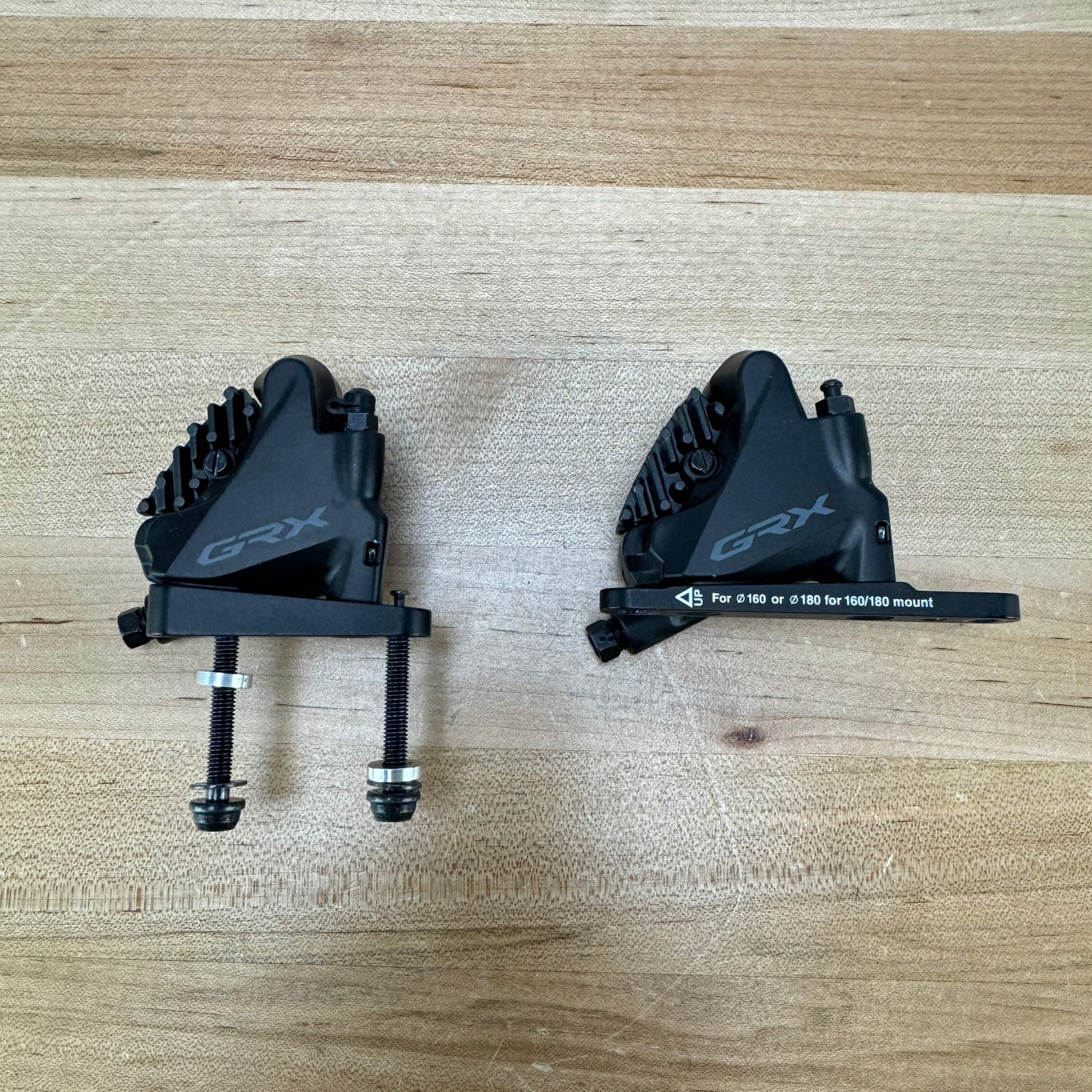 Shimano GRX ST-RX600 11-Speed Mechanical Hydraulic Shifters + Calipers