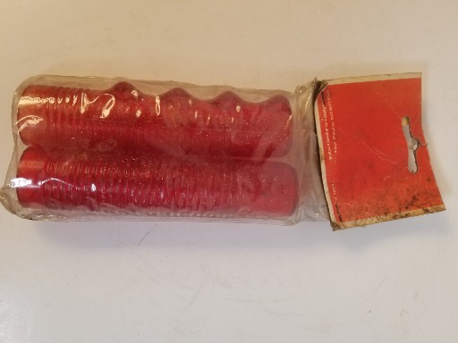 NOS Dorcy Bike Grips Red Sparkle Handlebar 7/8″ Handle Bar 4-3/4″ Finger Knurls