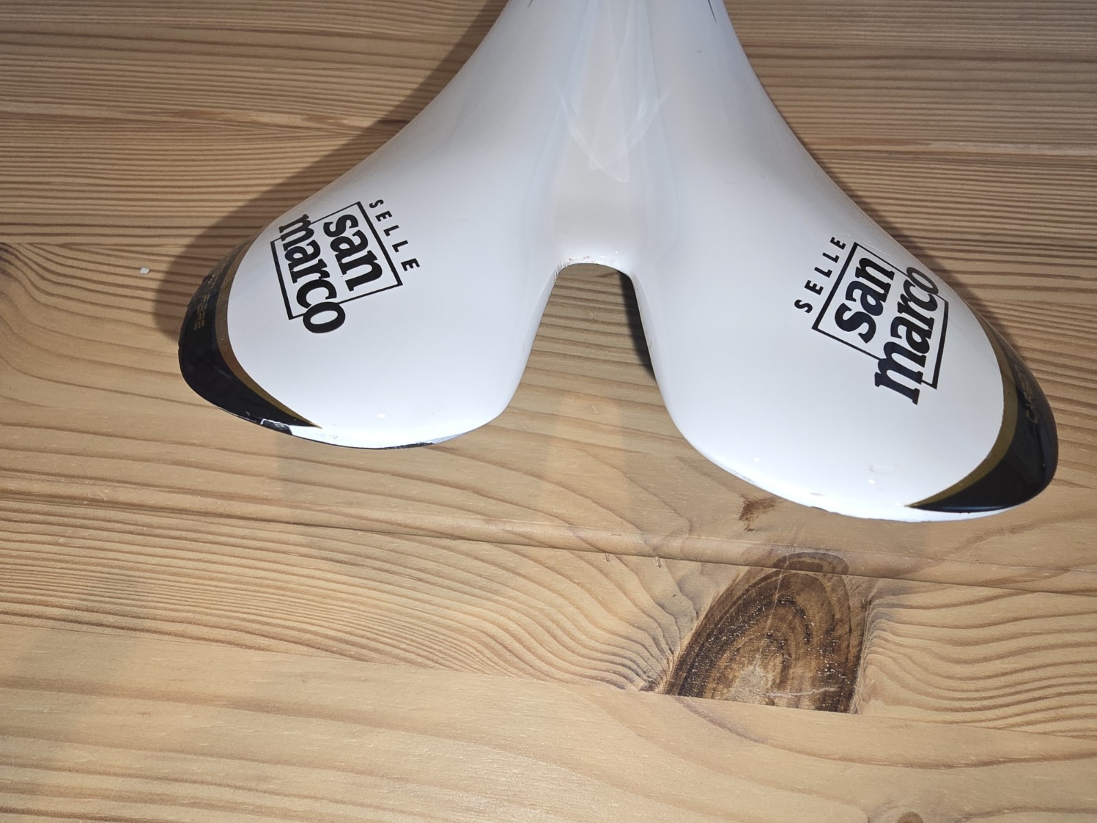 San Marco Aspide Superleggera Carbon Saddle Racing Team 98Grams Offers Welcome