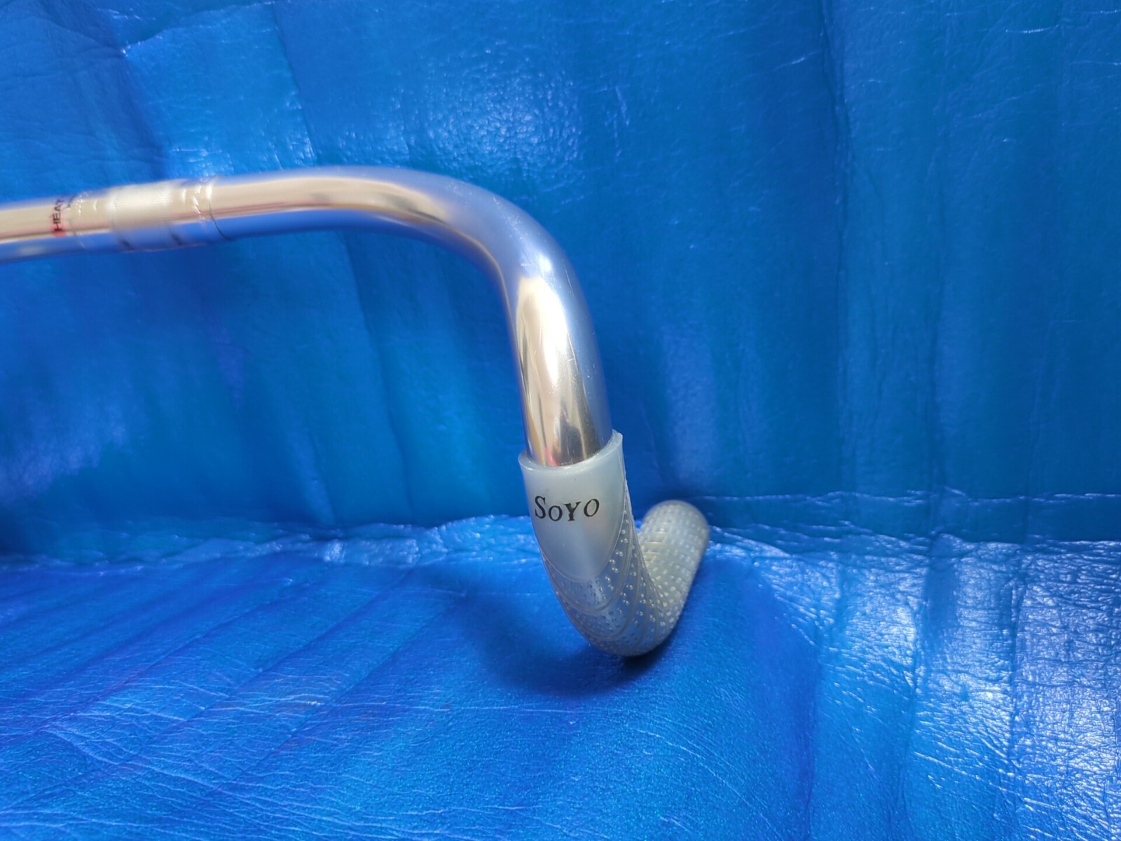 Nitto B125 AA 370mm NJS Handlebar + Soyo Grips