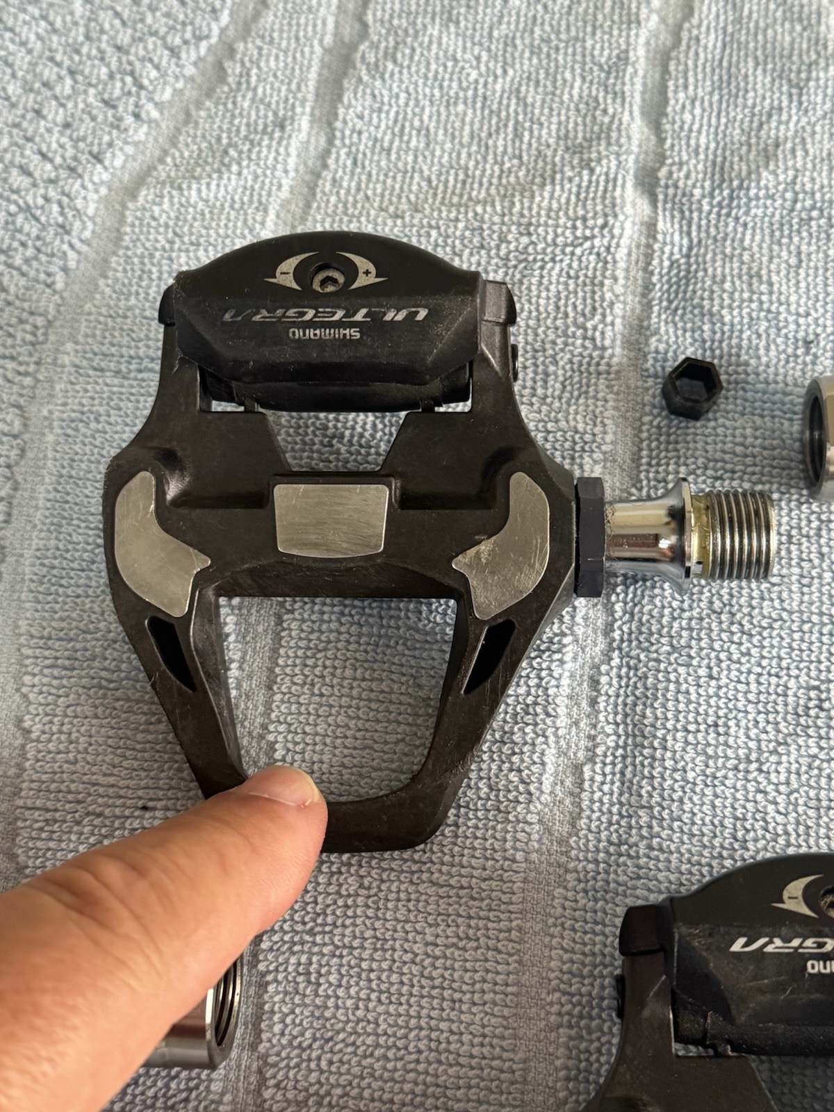 Shimano Ultegra PD-R8000 SPD Clipless Pedals with Cleats and Pedal Spacers