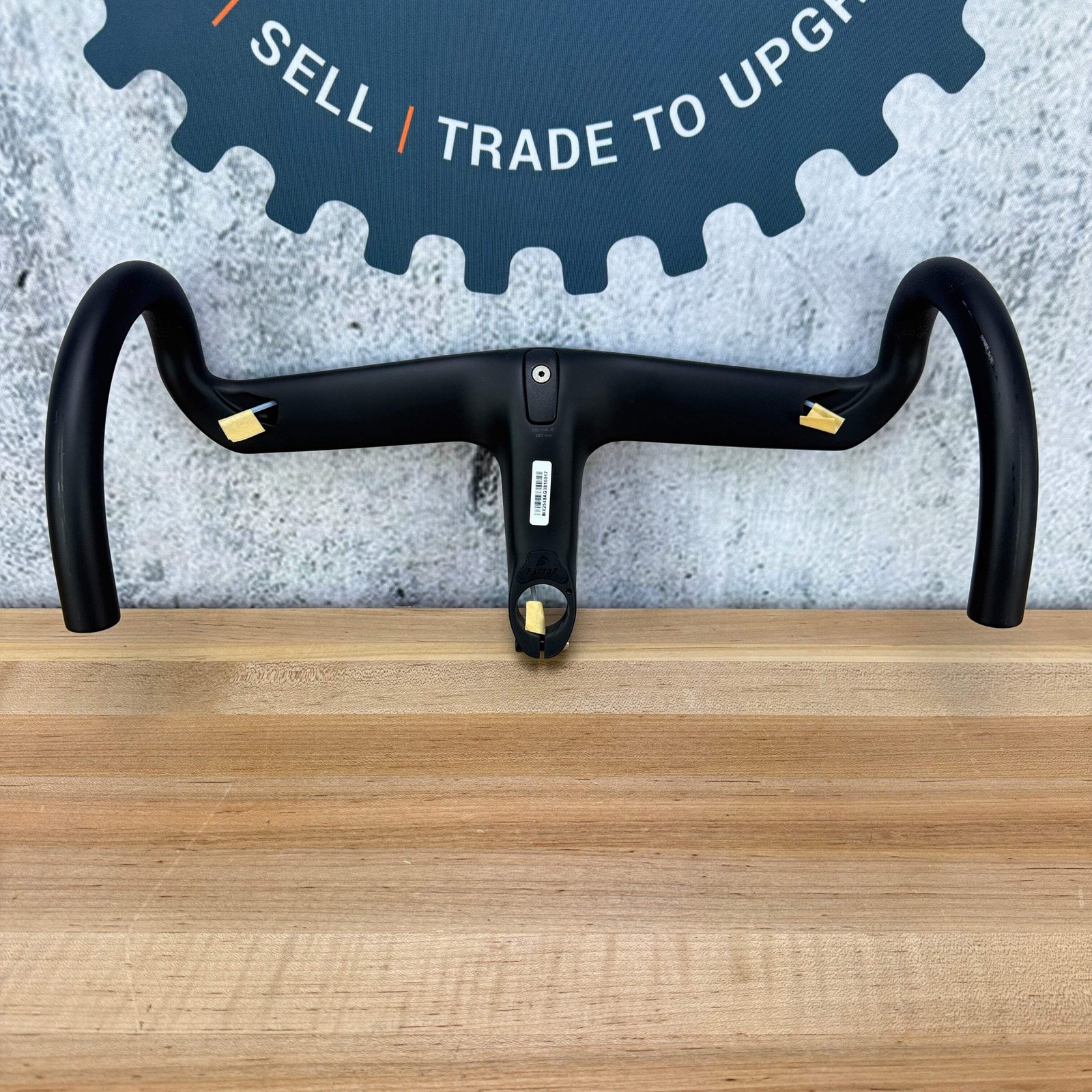 New! Black Inc AB02 Aero Carbon 38cm x 100mm -6 Degree Carbon Integrated Handleb