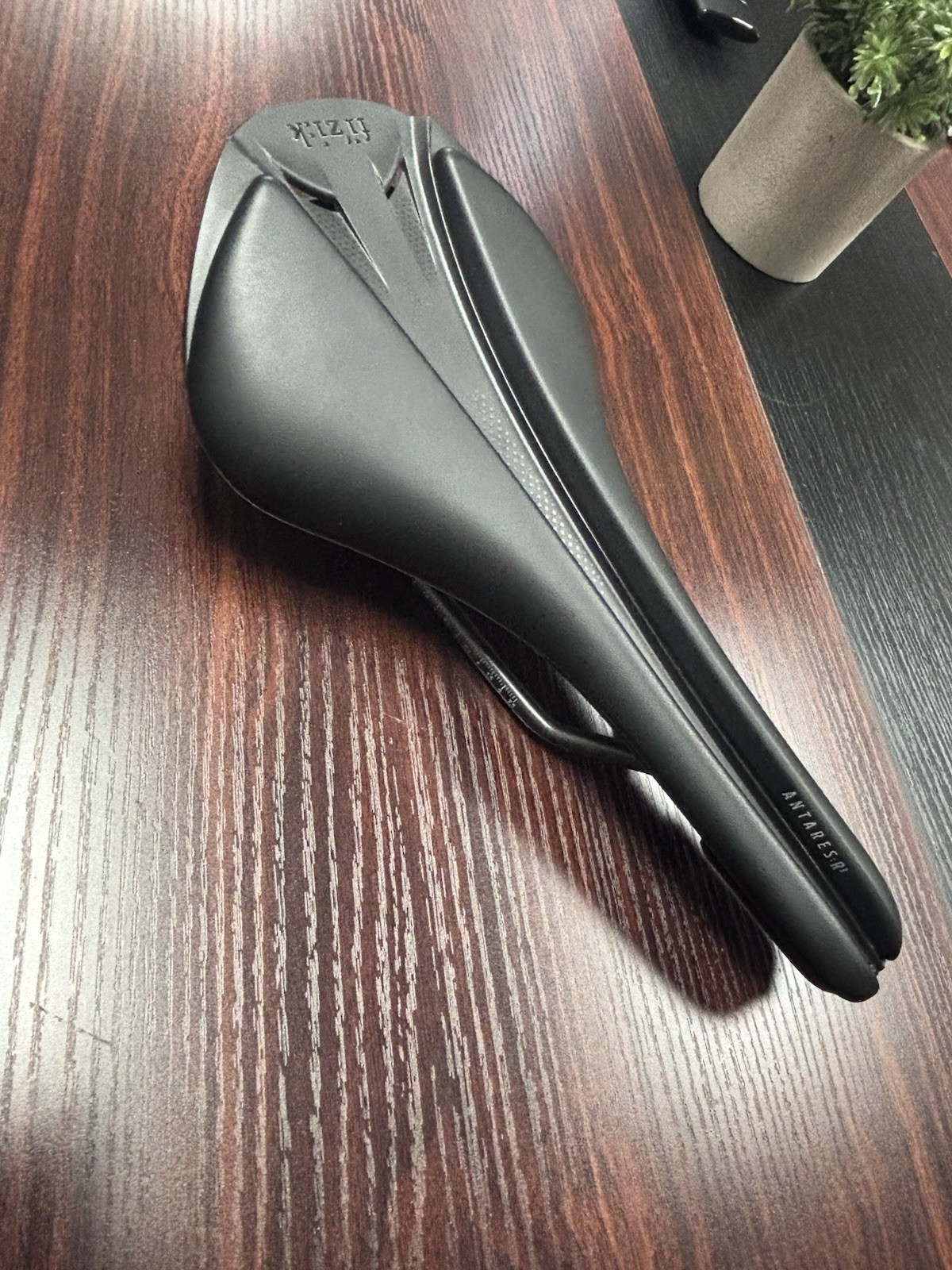 Fizik Aliante R3 Versus Evo Regular Bike Cycling Saddle 279x142mm 224g K:ium