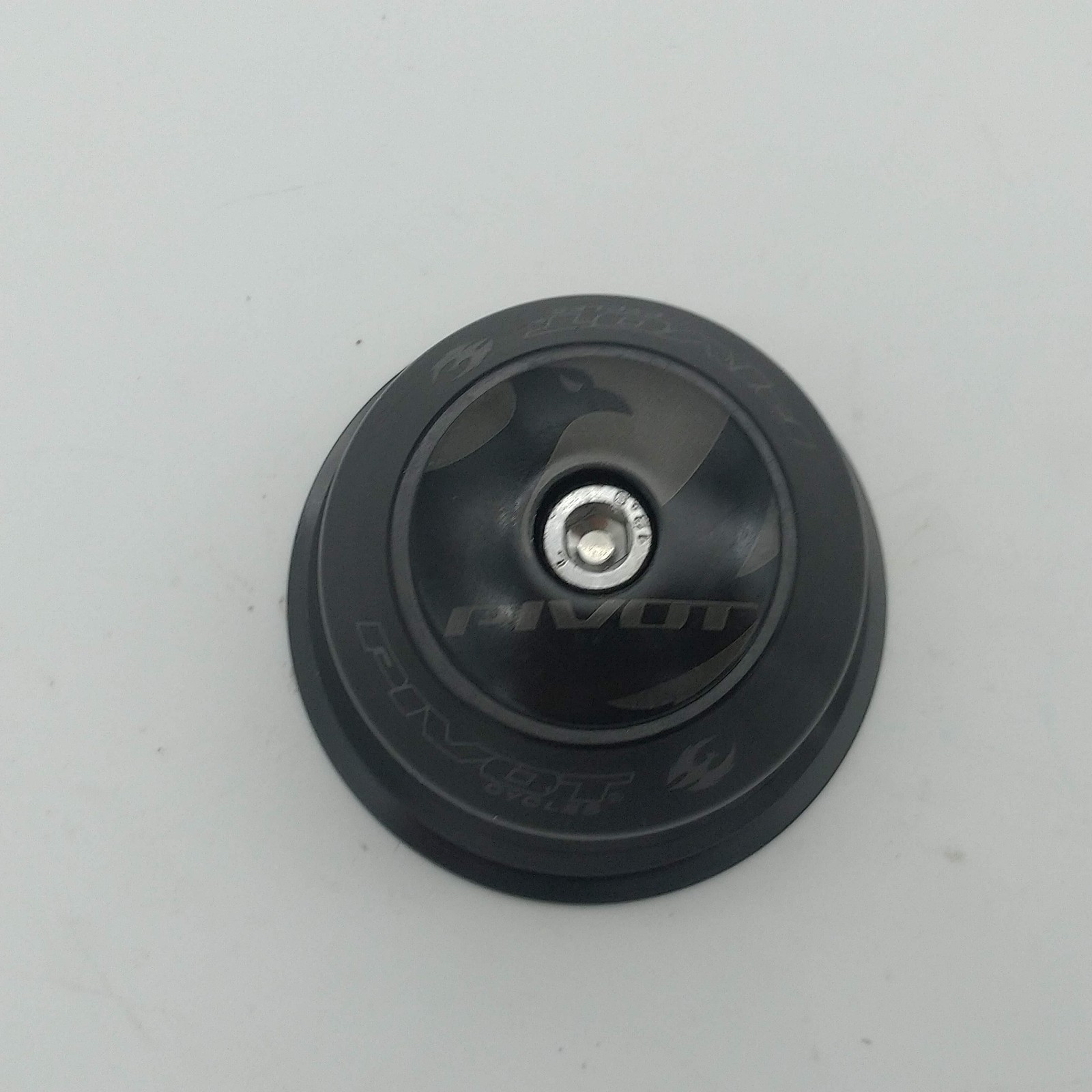 Pivot Cycle Cartridge Headset – 1 1/8in upper / 1 1/2in lower Tapered