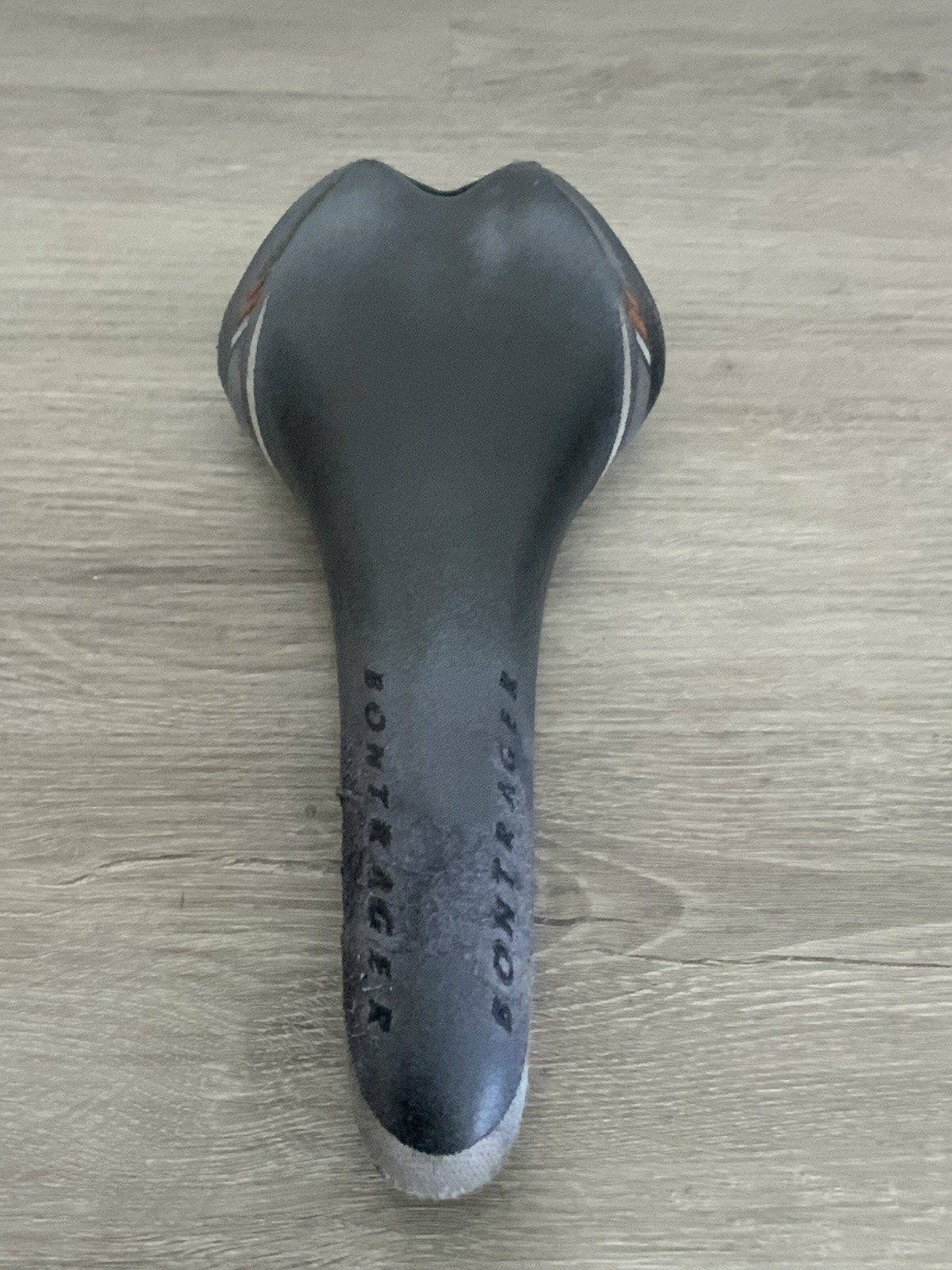 BONTRAGER RACE X LITE PRO SADDLE 152 GRAMS 138 MM x 285 MM TITANIUM RAILS