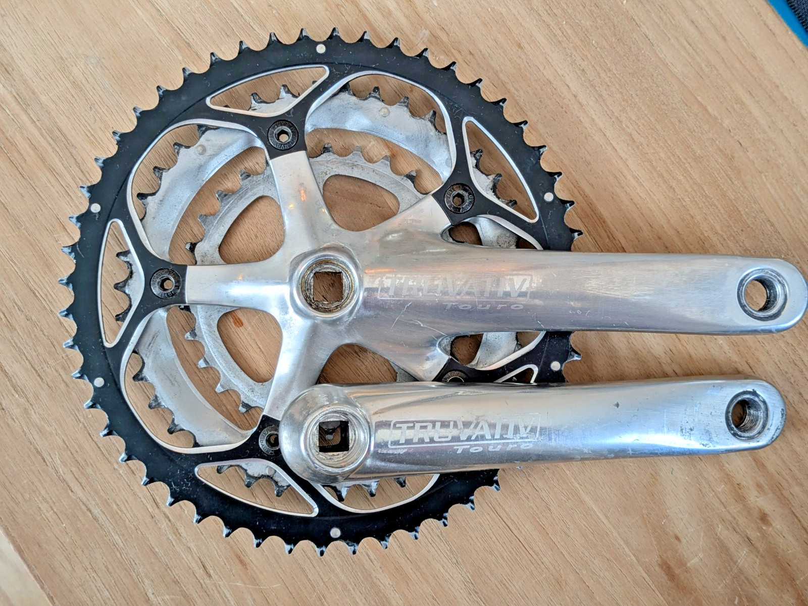 Truvativ Touro 170mm Triple Crankset Square Taper 52/42/30T