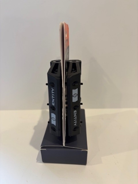 Entity PP16 Composite Flat Black Bike Pedals – Durable and Lightweight