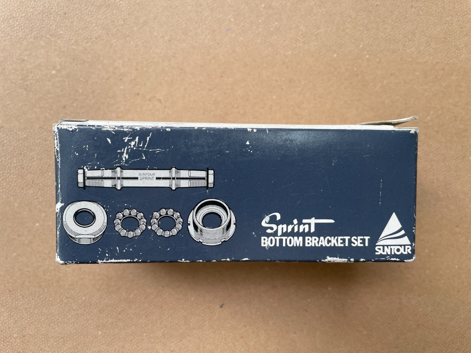 Suntour Sprint Adjustable Square Taper Bottom Bracket NIB/NOS 70x109mm ITA