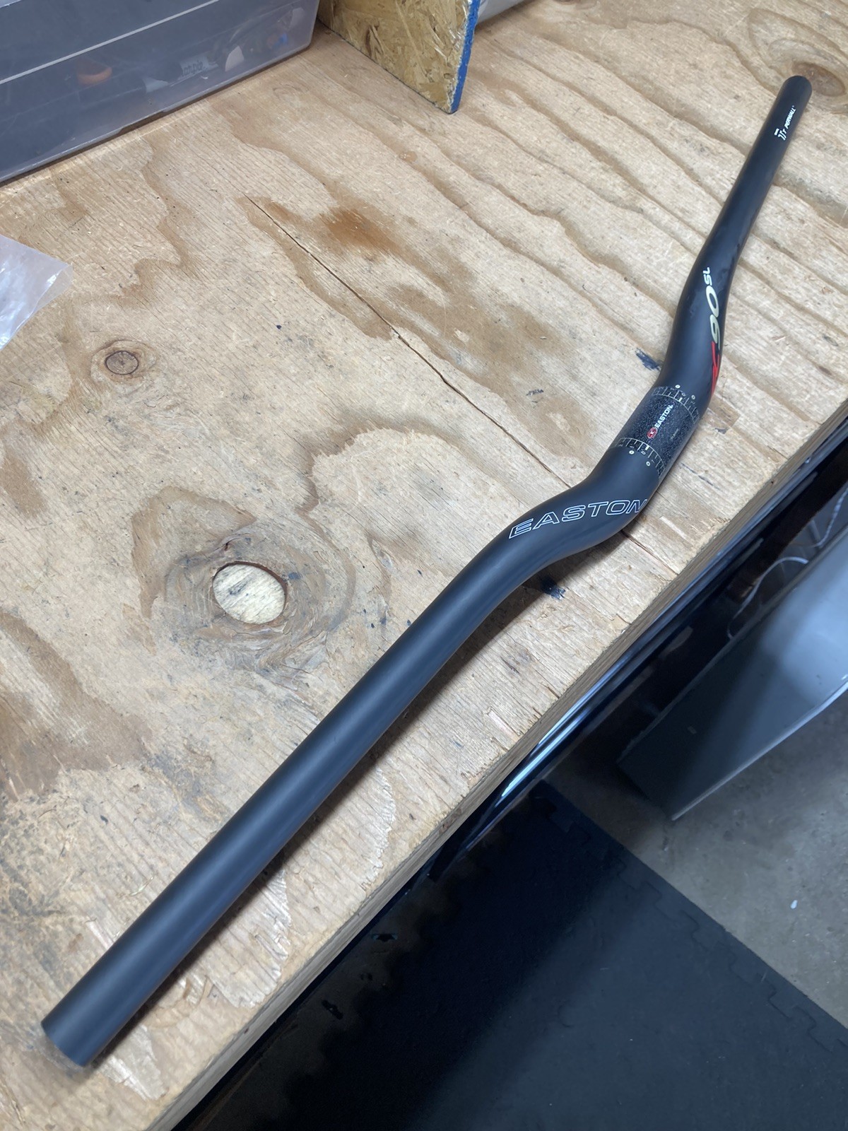 Easton EC90 SL carbon fiber riser handlebar 31.8 mm 725 mm long taperwall mtb