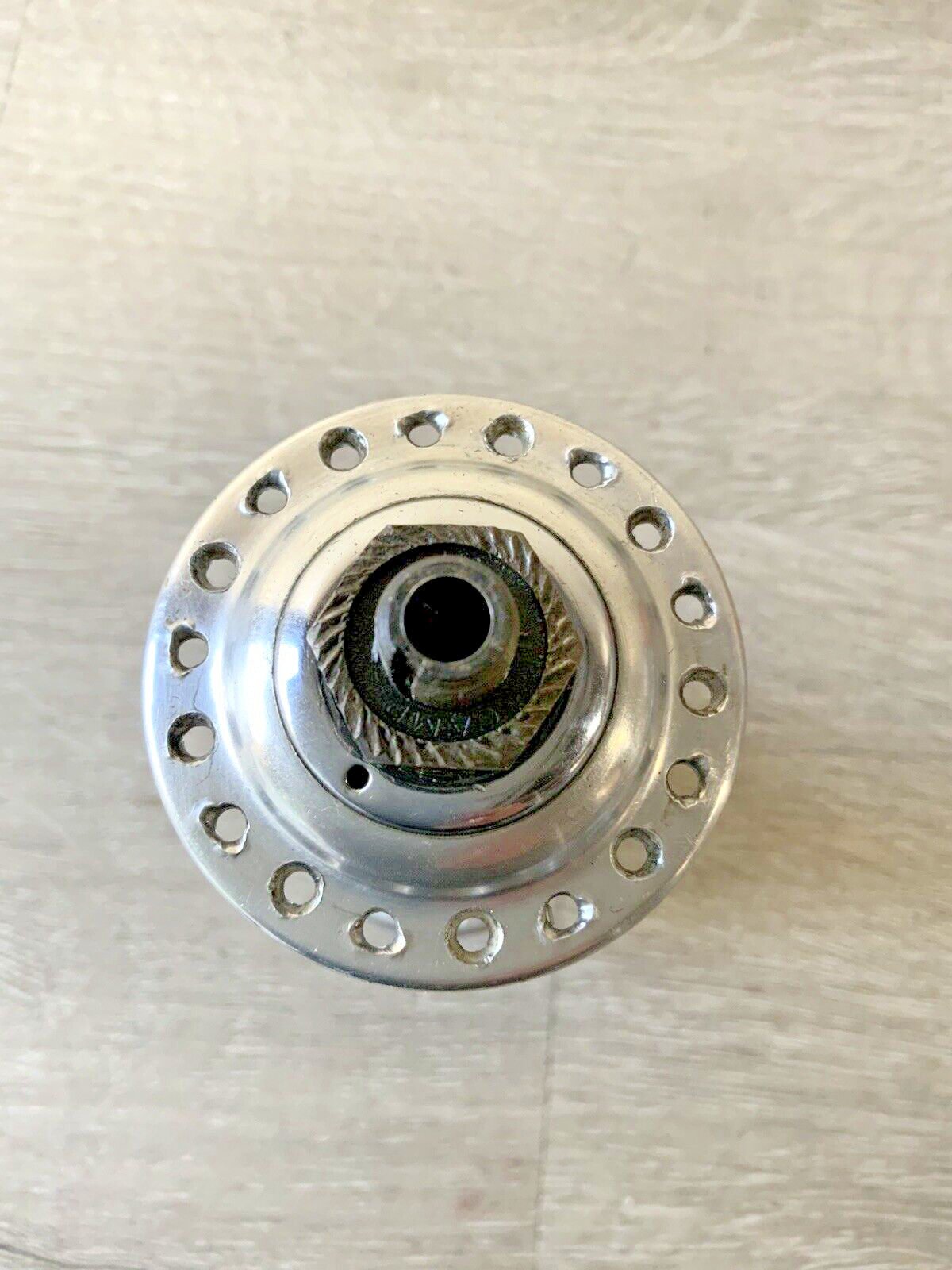 CAMPAGNOLO RECORD FRONT HUB 36 HOLE 100 MM SPACING