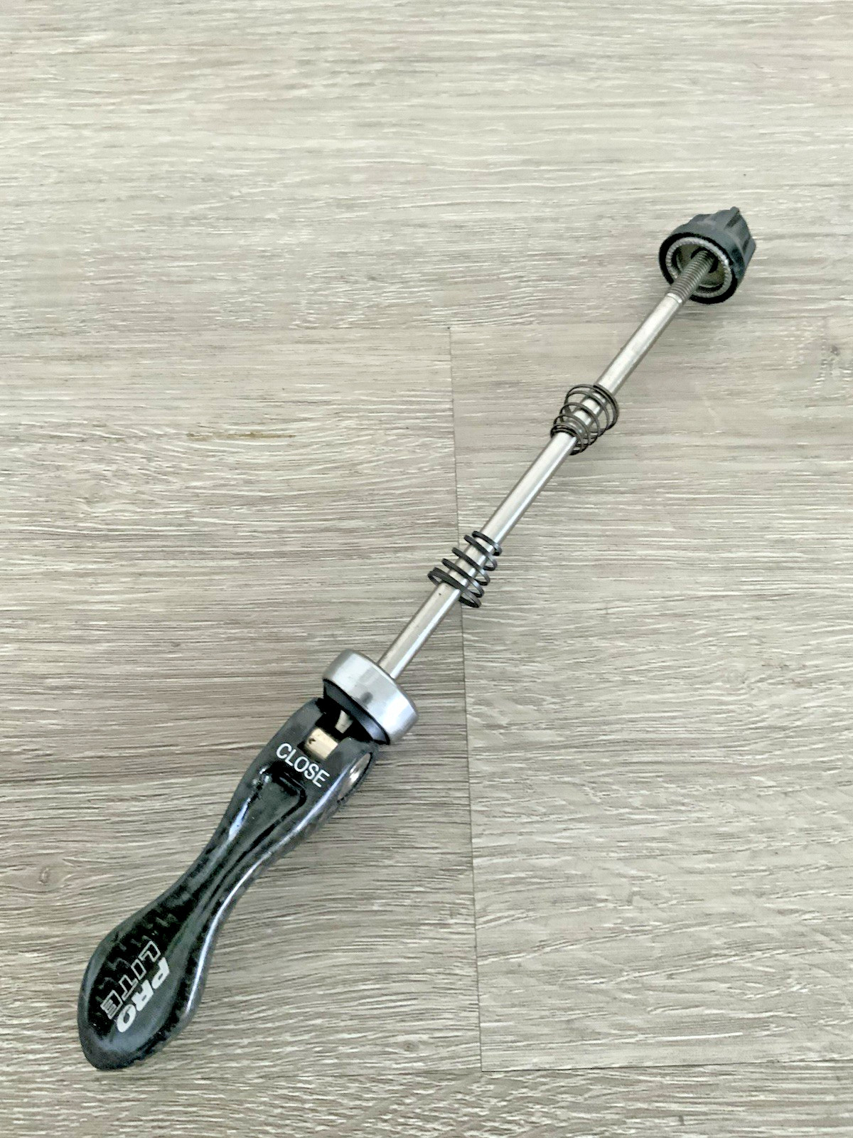 PRO LITE FRONT SKEWER 100 MM SPACING CARBON LEVER NYLON NUT 48 GRAMS