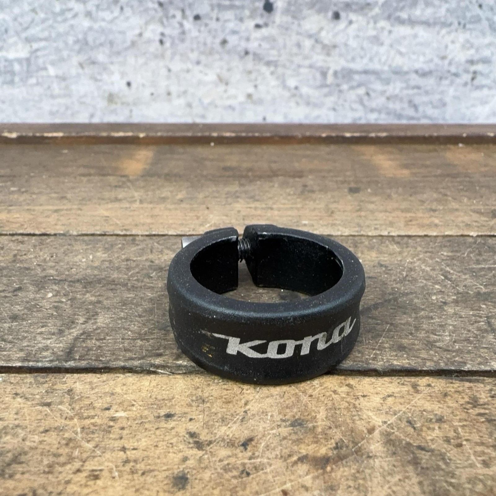Vintage Kona Seatpost Clamp 29.8mm Black Alloy Bolt-On MTB Road Bike Collar