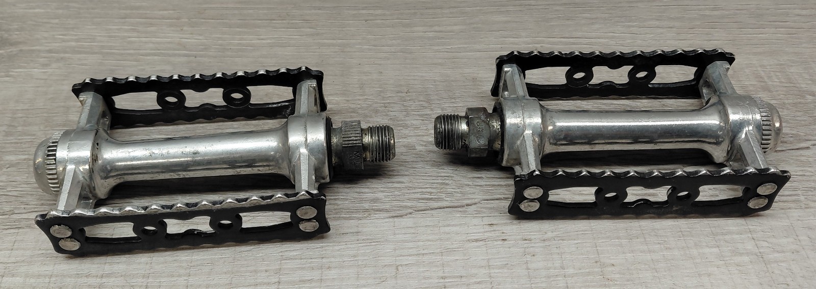 Vintage MKS Sylvan Sealed Bearing Bike Pedals 9/16″ Road Touring City Alloy