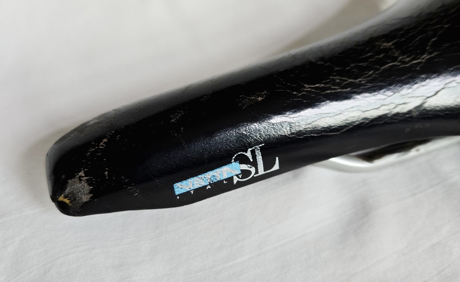 Vetta SL Leather Saddle ChroMo Rails 280g 140x275mm DIY Recover Project