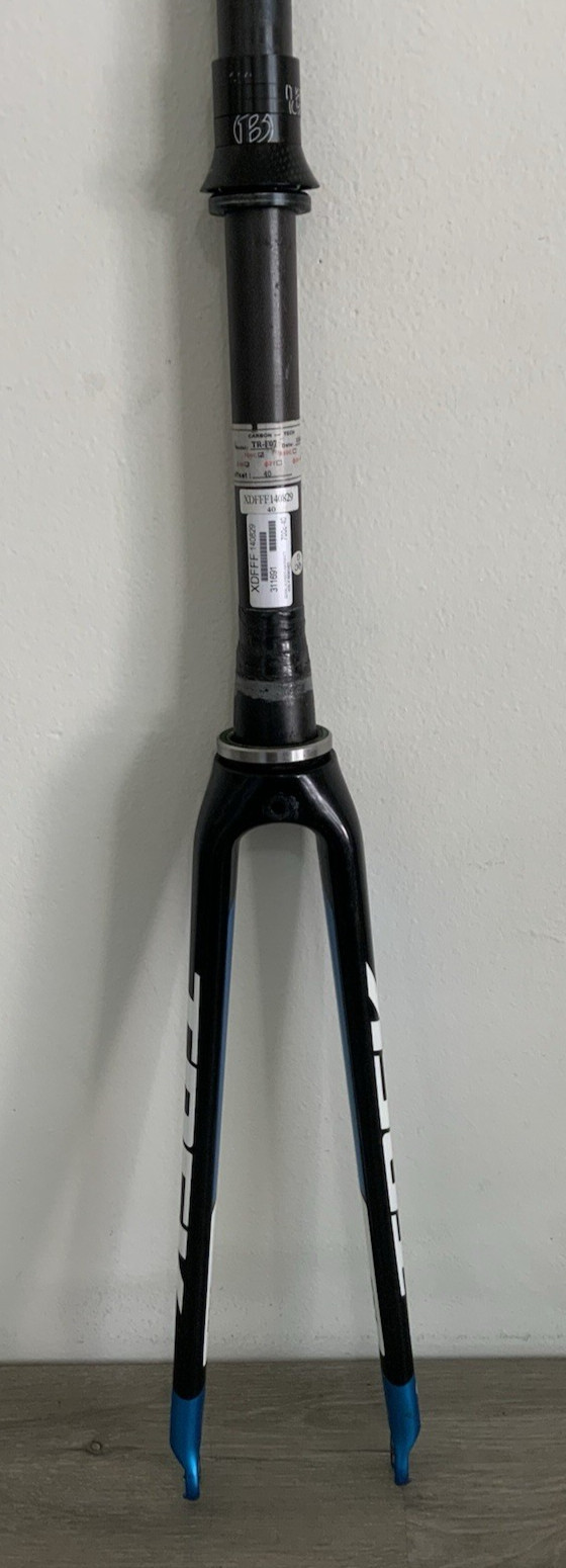 TREK RXL CARBON FORK 335 MM TAPERED STEERER 532 GRAMS 100 MM SPACING HEADSET