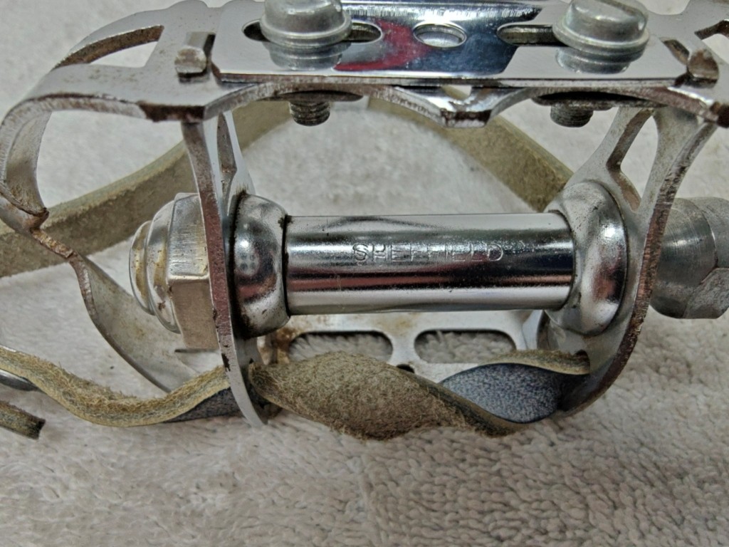 Vintage Sheffield Pedals 9/16 + Christophe Toe Clips Lapize Leather Straps – …