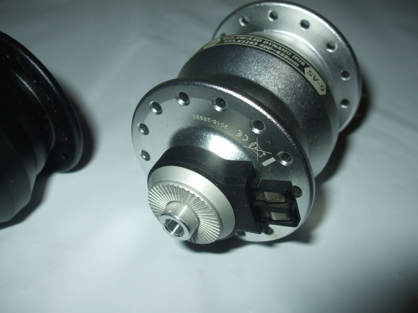 SP Shutter-Precision SV-9-F Dynamo Hub / Folding Bike, 74mm, 28°, QR
