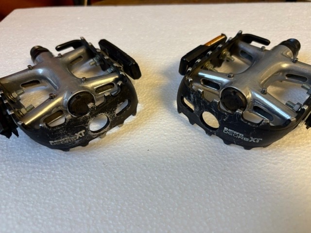 Shimano Deore XT Bear Trap flat platform pedals PD-M730
