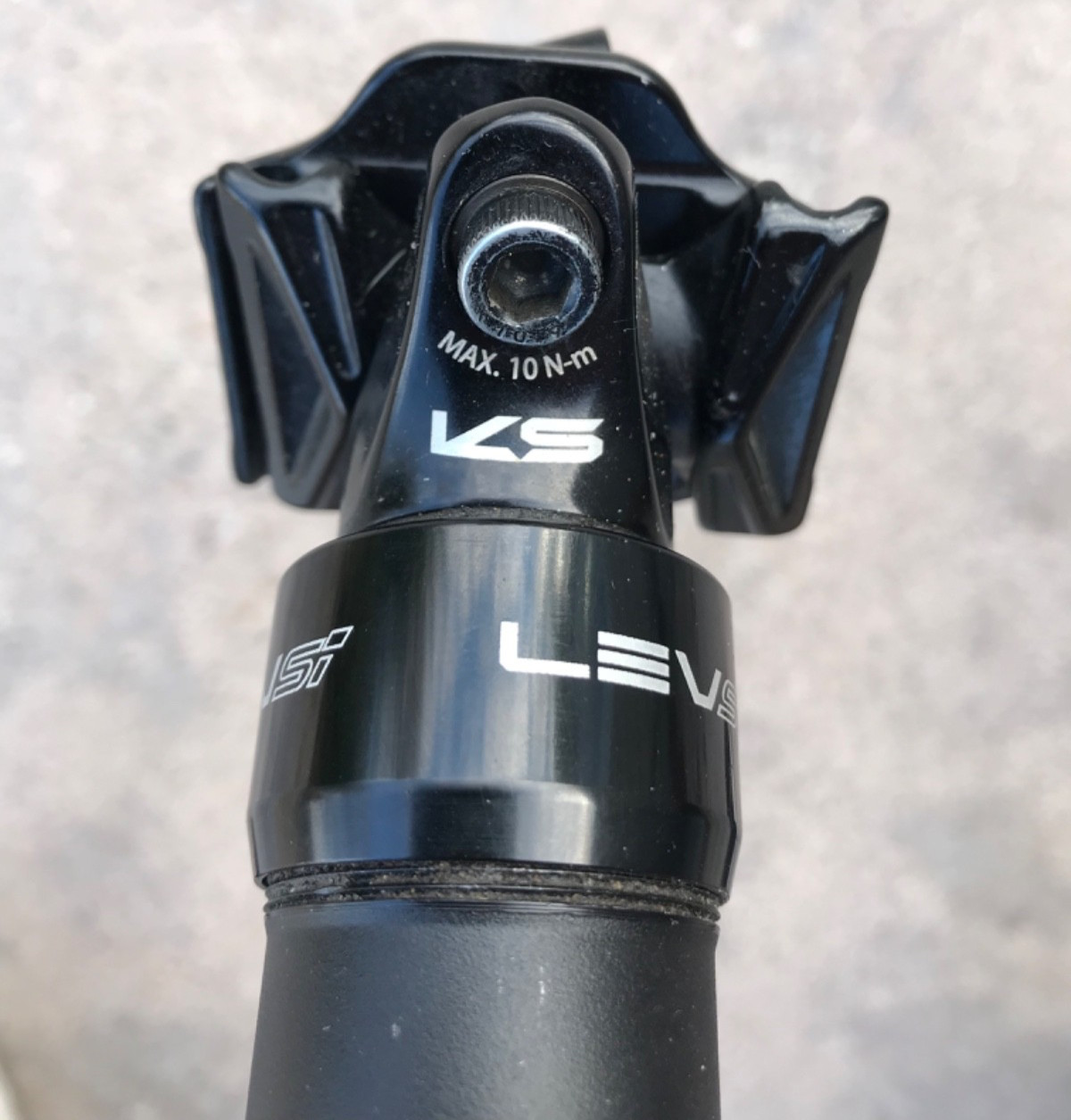 Kind Shock LEV Si 150mm Adjustable Dropper Seatpost KS 30.9 x 445mm w/out remote