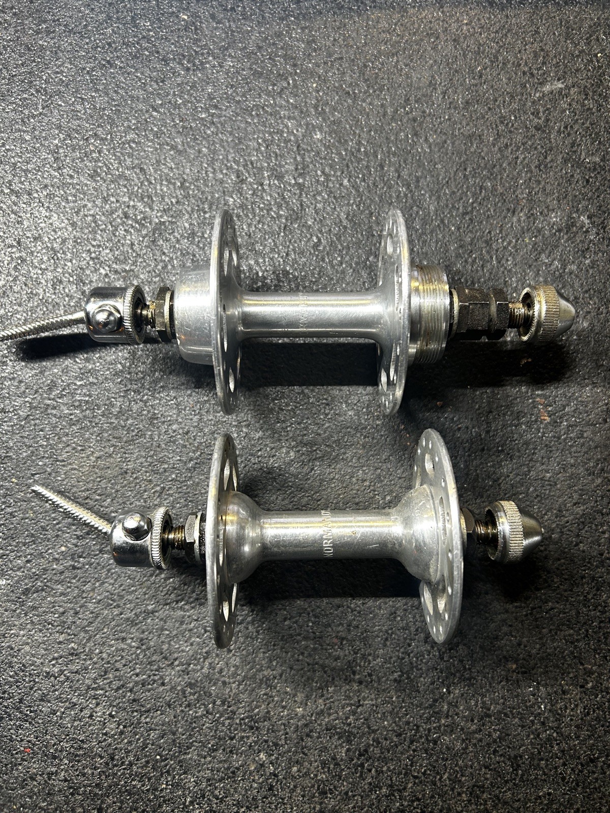 Normandy High Flange Hub Set 36 Hole, 96/120mm OLD, French Threaded