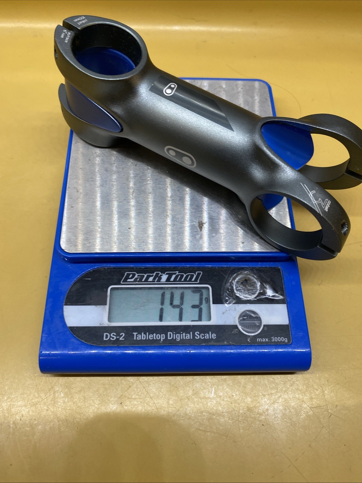 Iron/Blue Crankbrothers Cobalt 3 XC 100mm x 31.8 x 6* x 1-1/8i” Threadless Stem