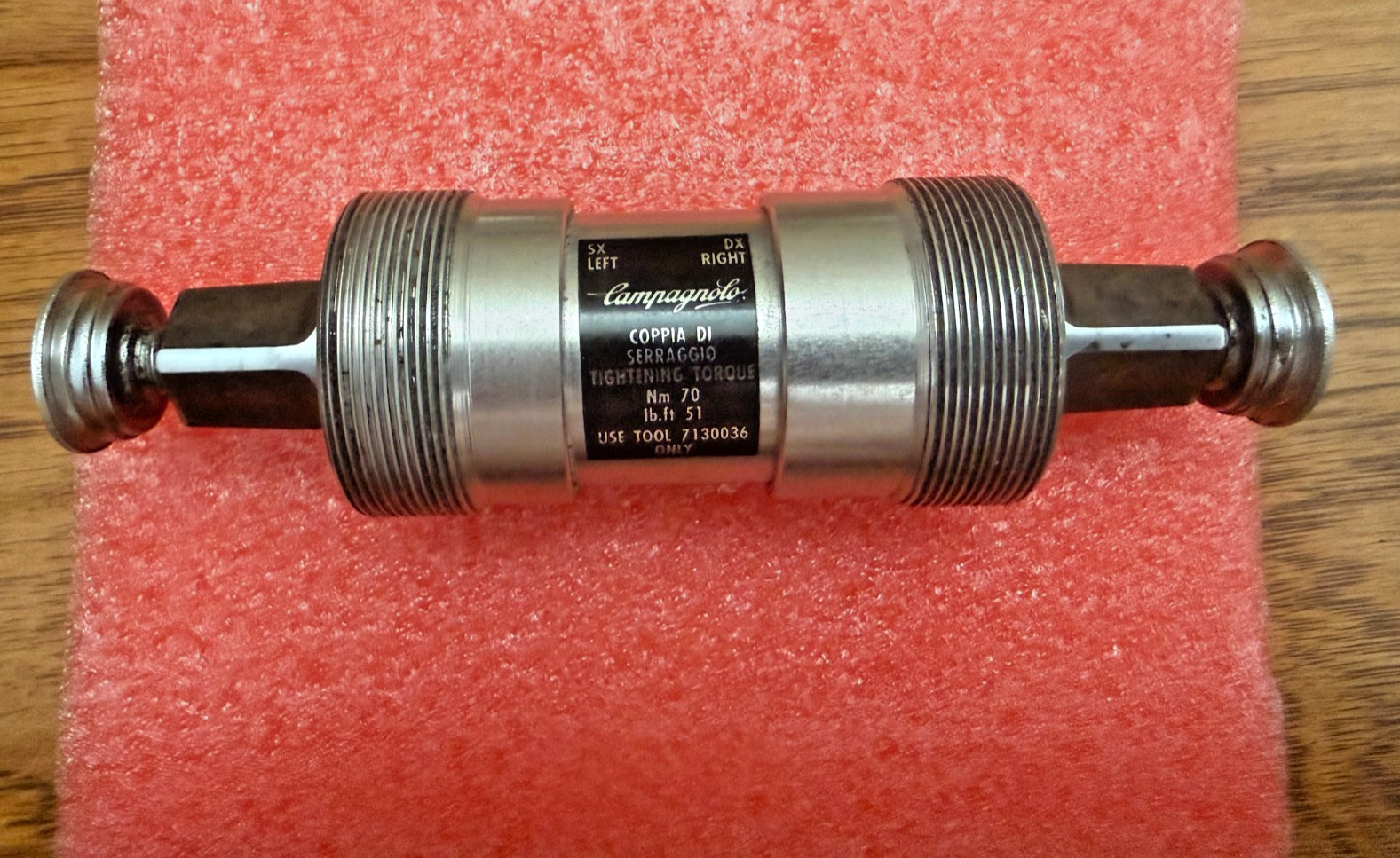 CAMPAGNOLO RECORD 10 SPEED ROAD BICYCLE 172.5 MM 53/39 TOOTH CRANK SET w/ BB ITL