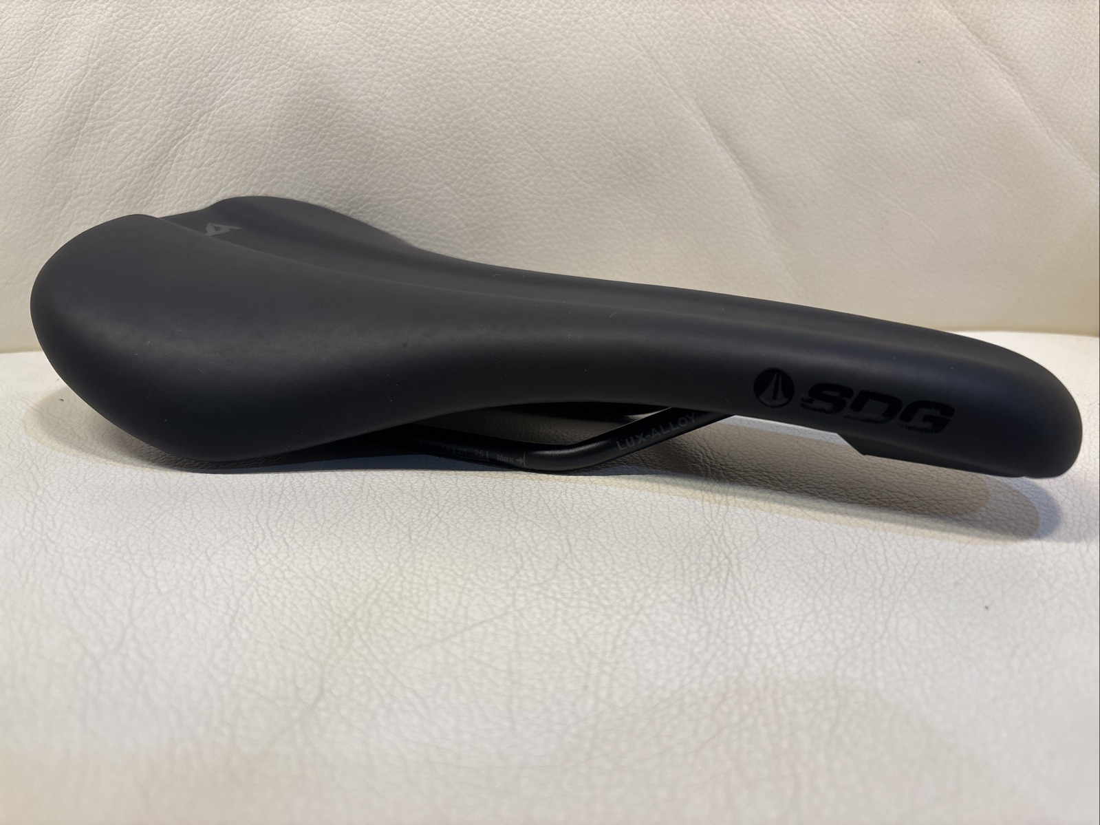 SDG Bel-Air V3 MAX Lux-Alloy Pure Comfort Bike Saddle Road MTB – Black