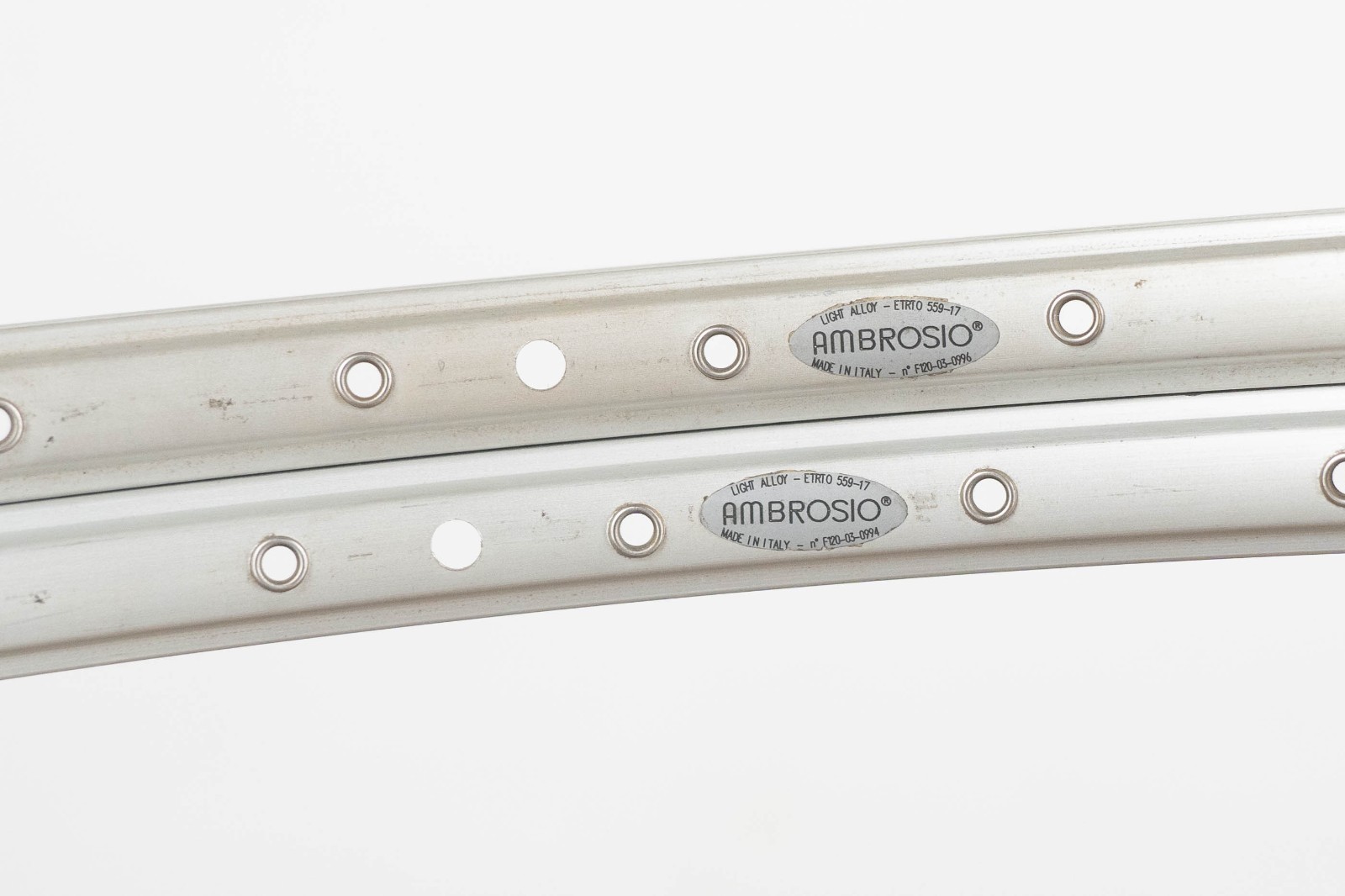 NOS AMBROSIO FROG CLINCHER RIMS 26″ 36H VINTAGE MTB MOUNTAIN BIKE SILVER
