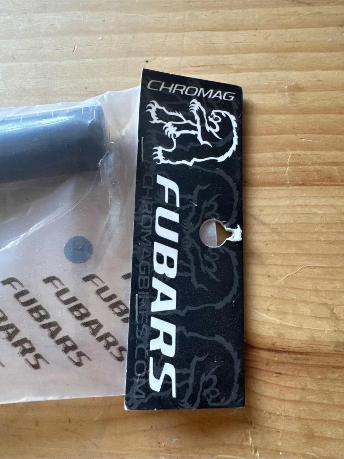 Chromag Fubars FU40 Handlebar 31.8mm Clamp 40mm Rise 800mm Black Aluminum