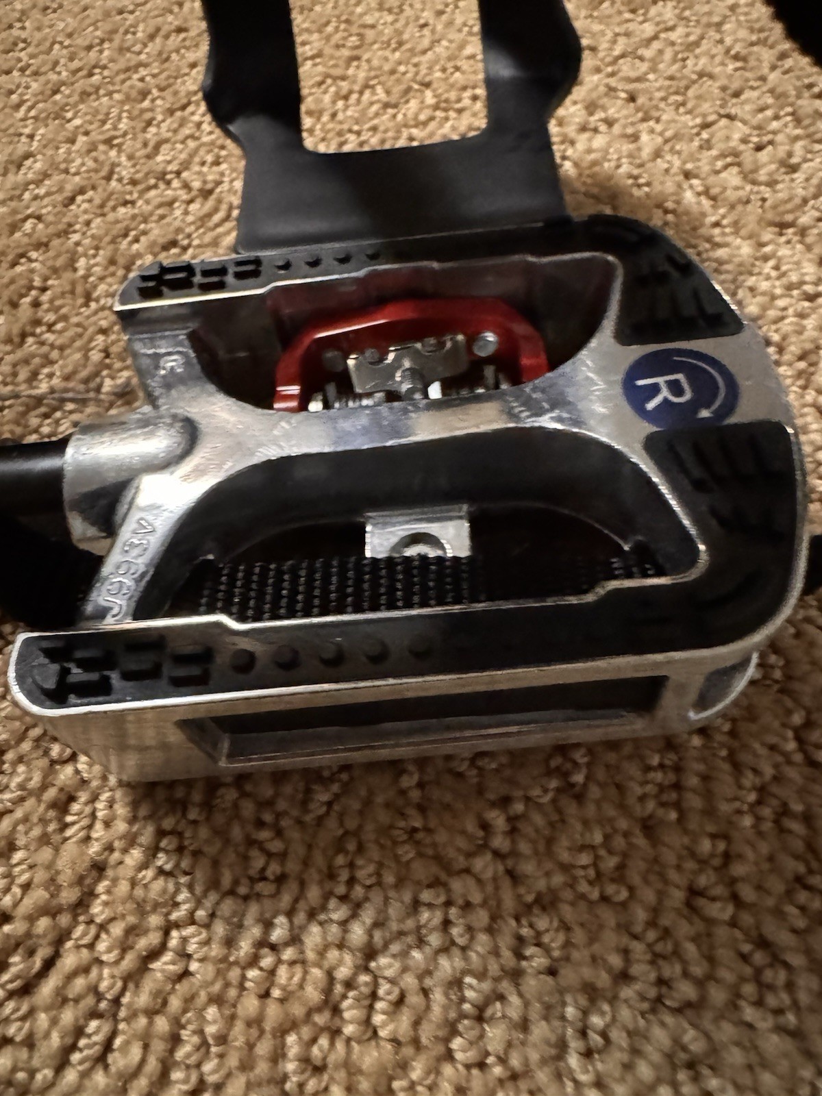 Clipless Bike Pedals w/ Toe Clips & Straps 9/16 in Sealed Bearings