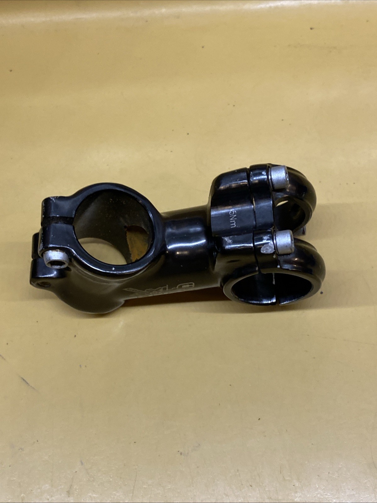 Black XL-C Comp Aluminum 65mm x 31.8mm x 20* x 1-1/8″ Threadless Stem