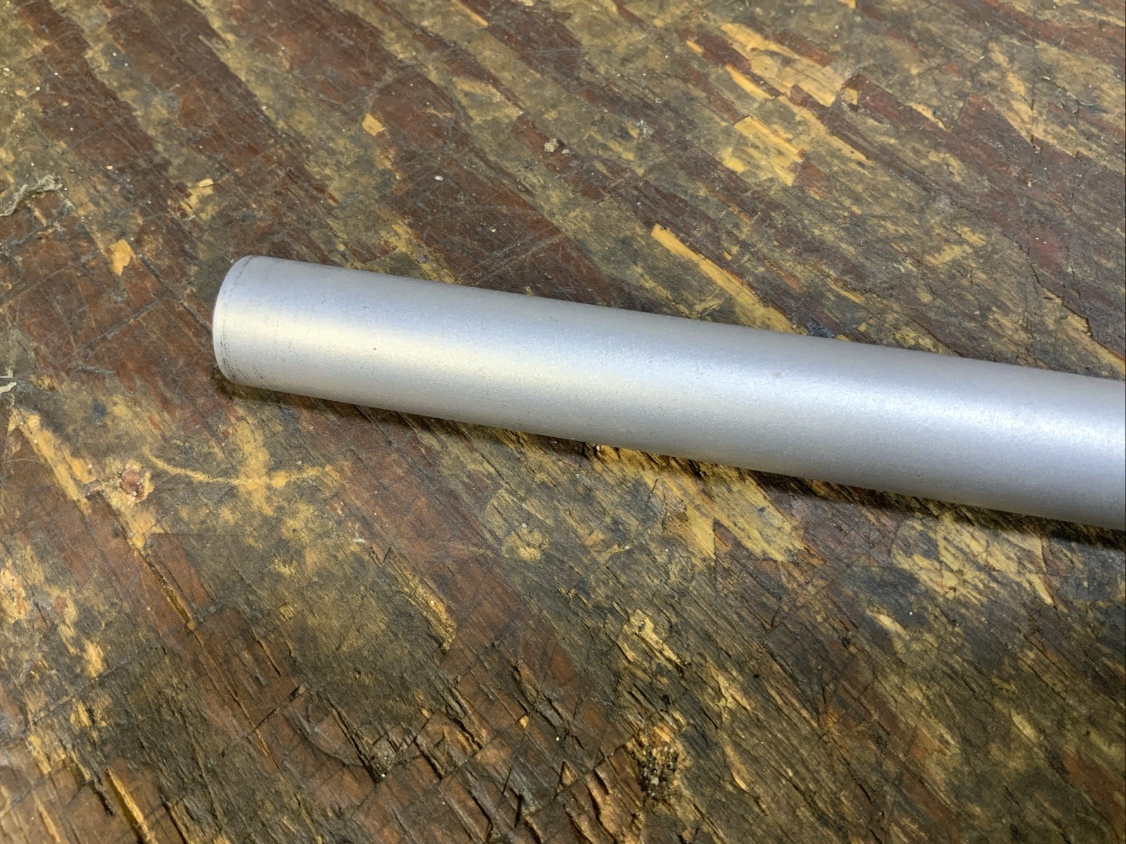 BONTRAGER RACE 5º Handlebar • 560mm x 25.4mm • Grey/Silver • w/Reinforced Ends