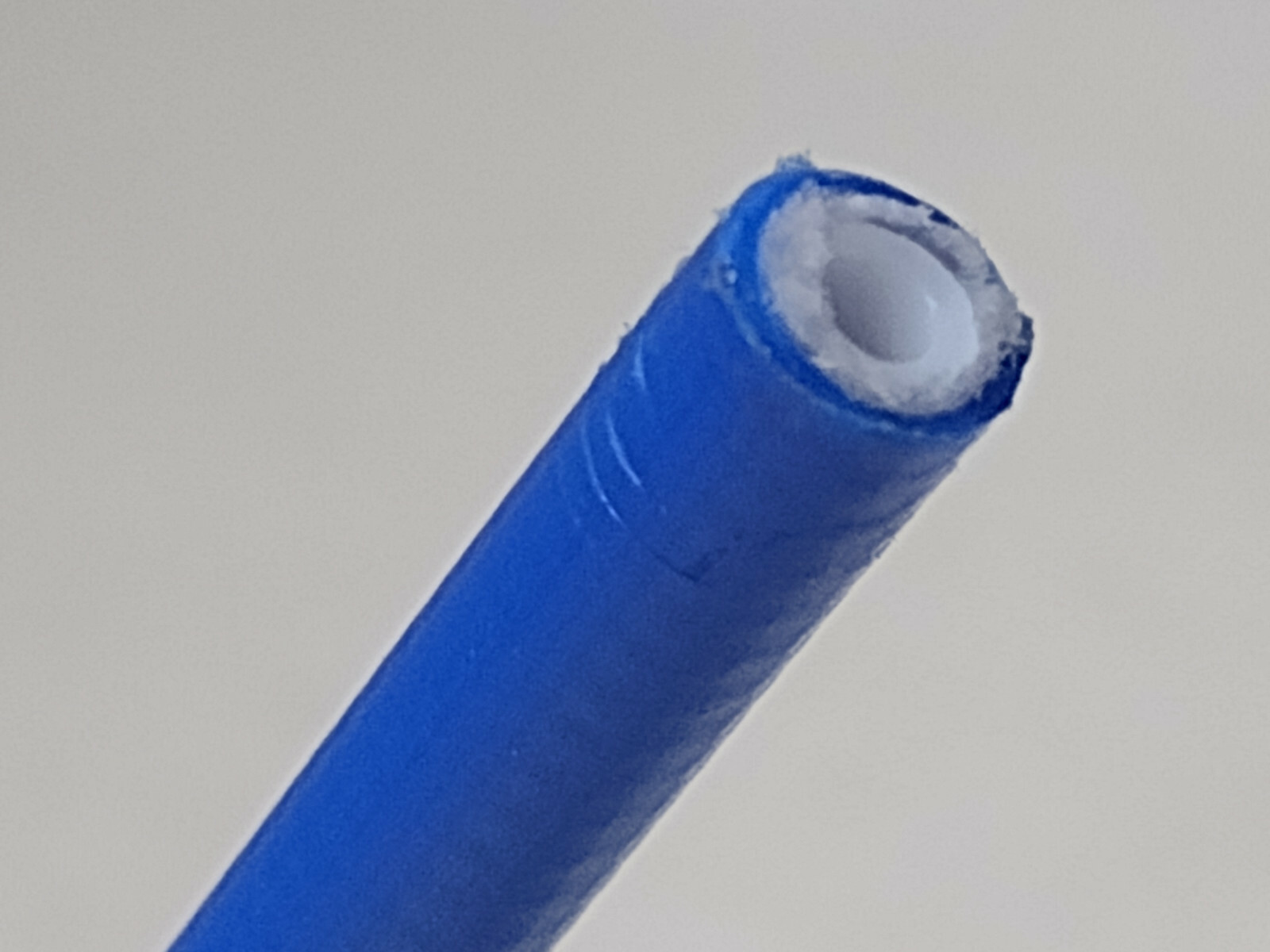 ON EDGE BRAKES USA Blue Hydraulic Brake Hose Length for Hope Shimano Avid Sram