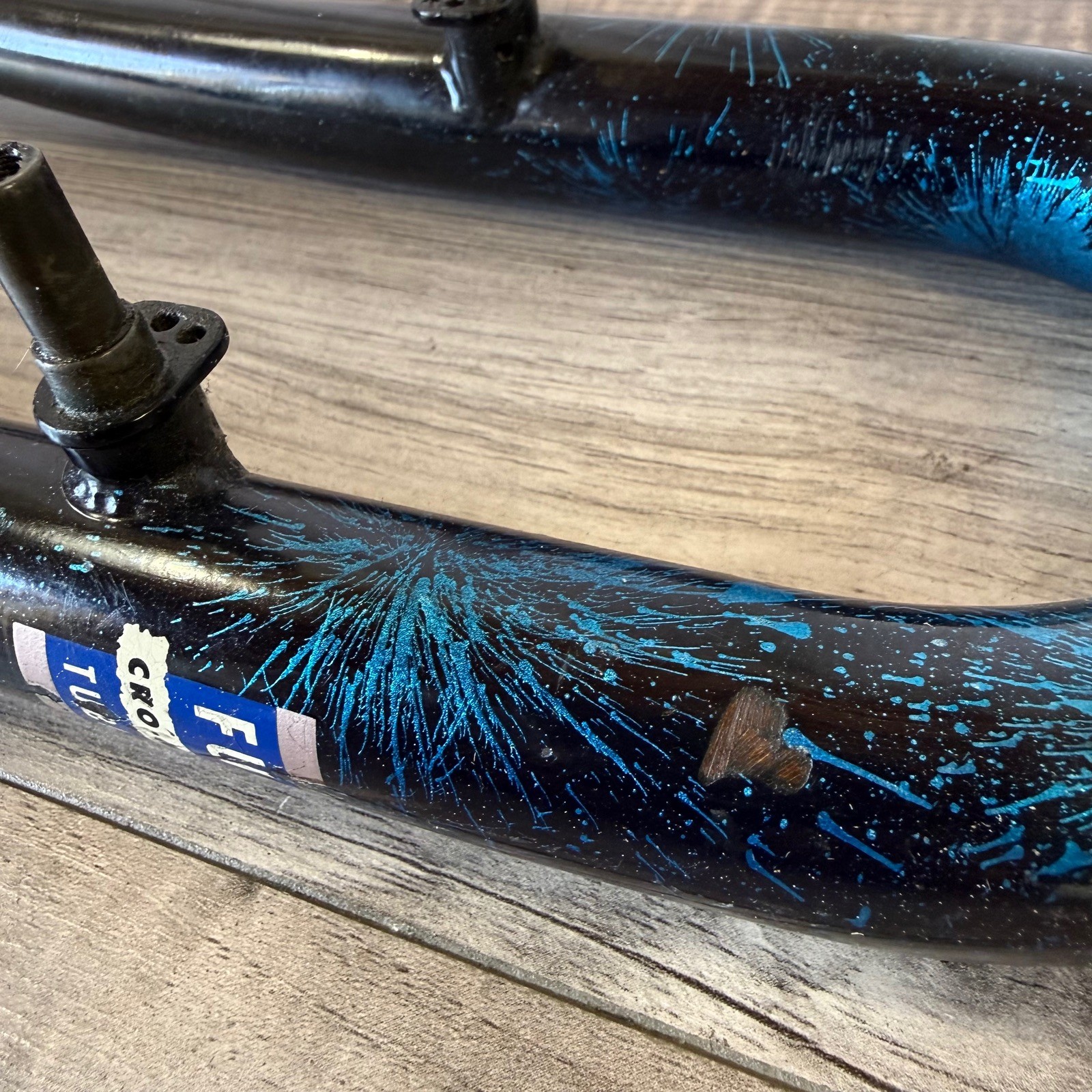 Vintage 90s  1 1/8 Threaded MTB Fork 26 150mm 395 Axle-Crown Back Blue Sparkle