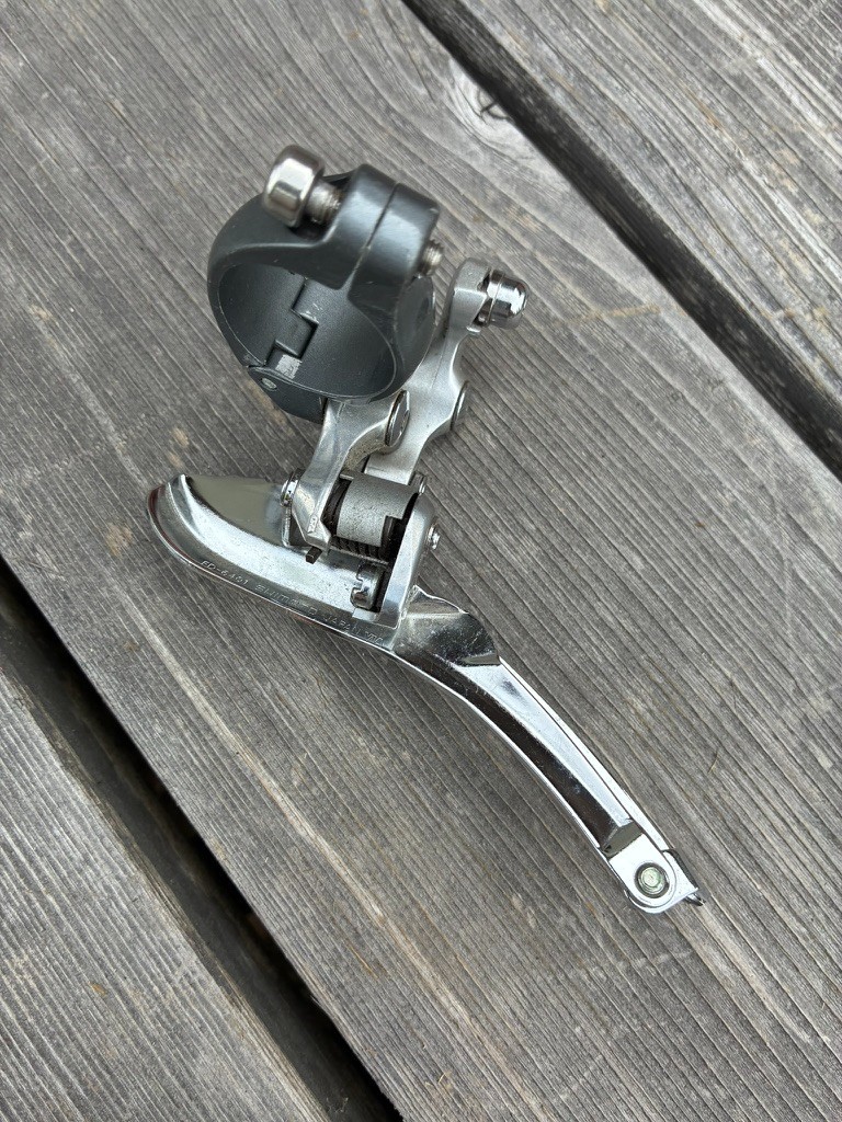 Shimano 600 Ultegra Tricolor FD-6401 Double Front Derailleur | 28.6 mm / VGC