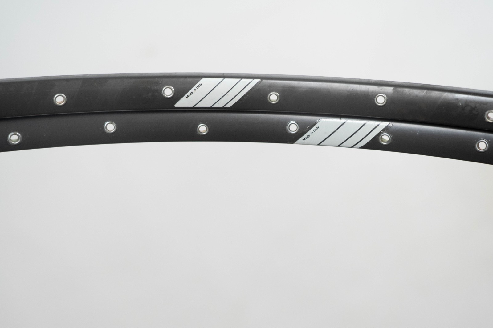 NOS CAMPAGNOLO OMEGA STRADA HARDOX TUBULAR RIMS 28″ 700c 36 32 VINTAGE ROAD