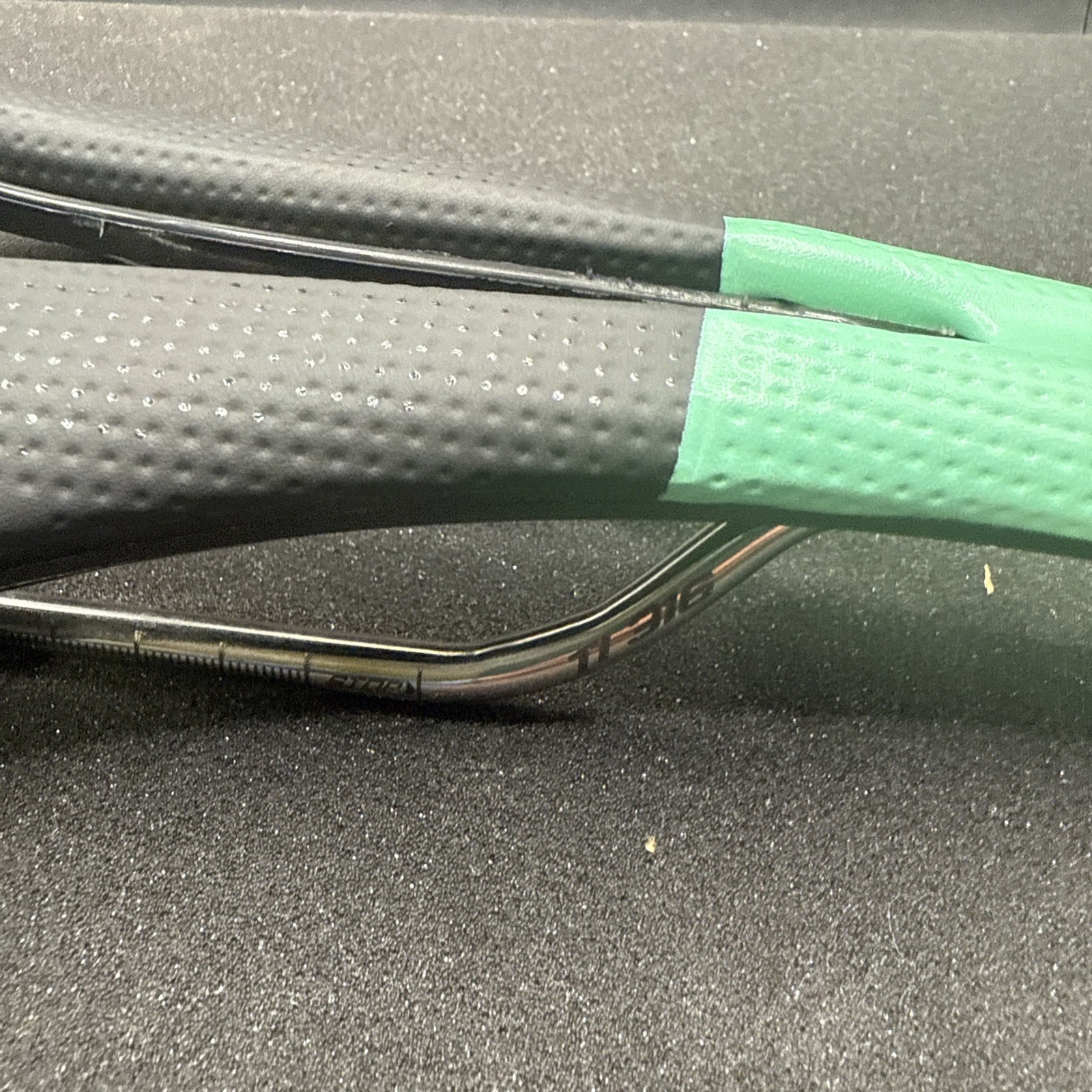 Selle Italia X-lr Super Flow Cycling Saddle Seat Ti316 (9450-28)