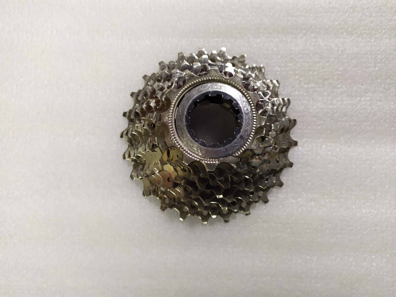 Shimano 105 CS-5700 10 speed cassette 11-25