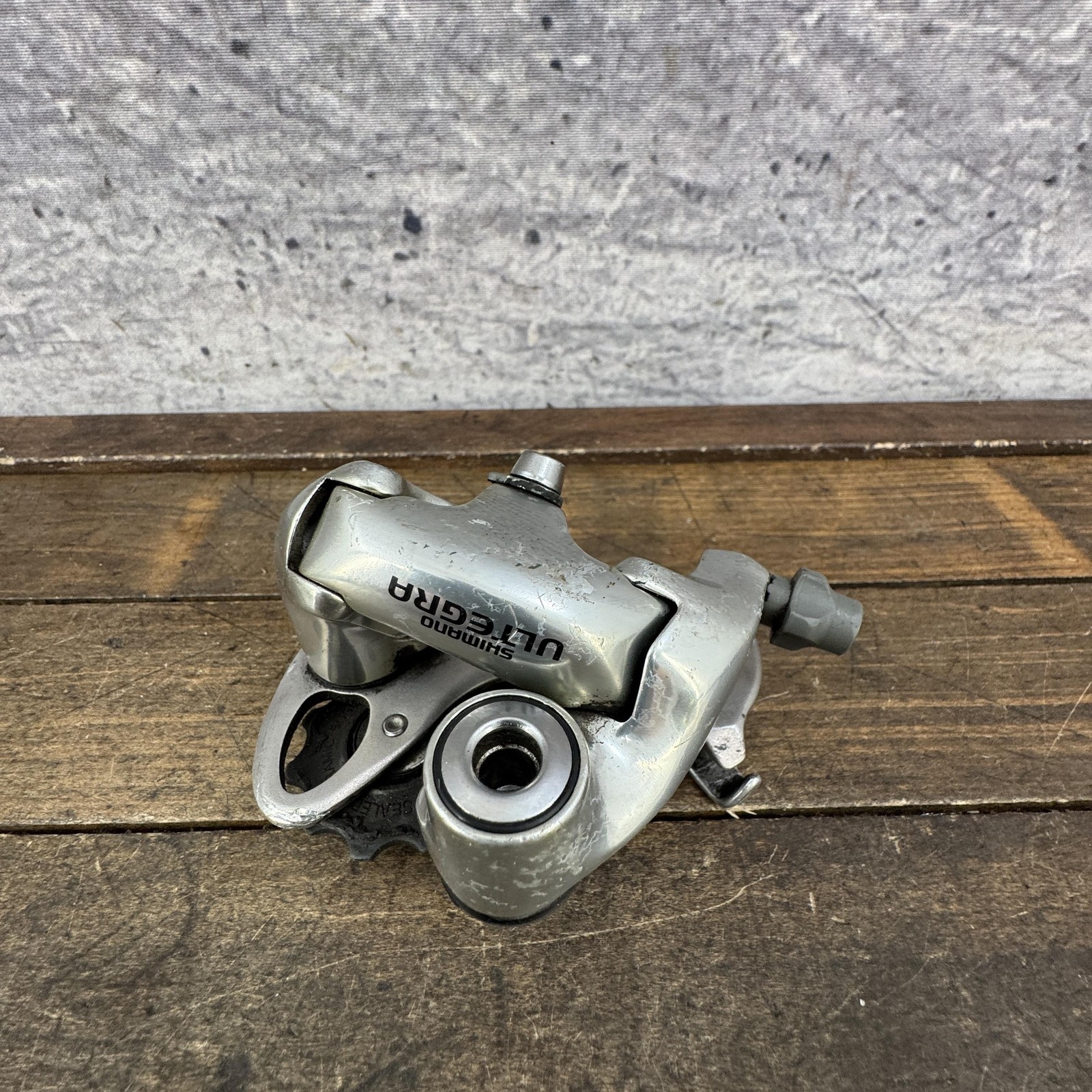Vintage Shimano Ultegra RD-6500 Rear Derailleur Short Cage Silver Japan 220g