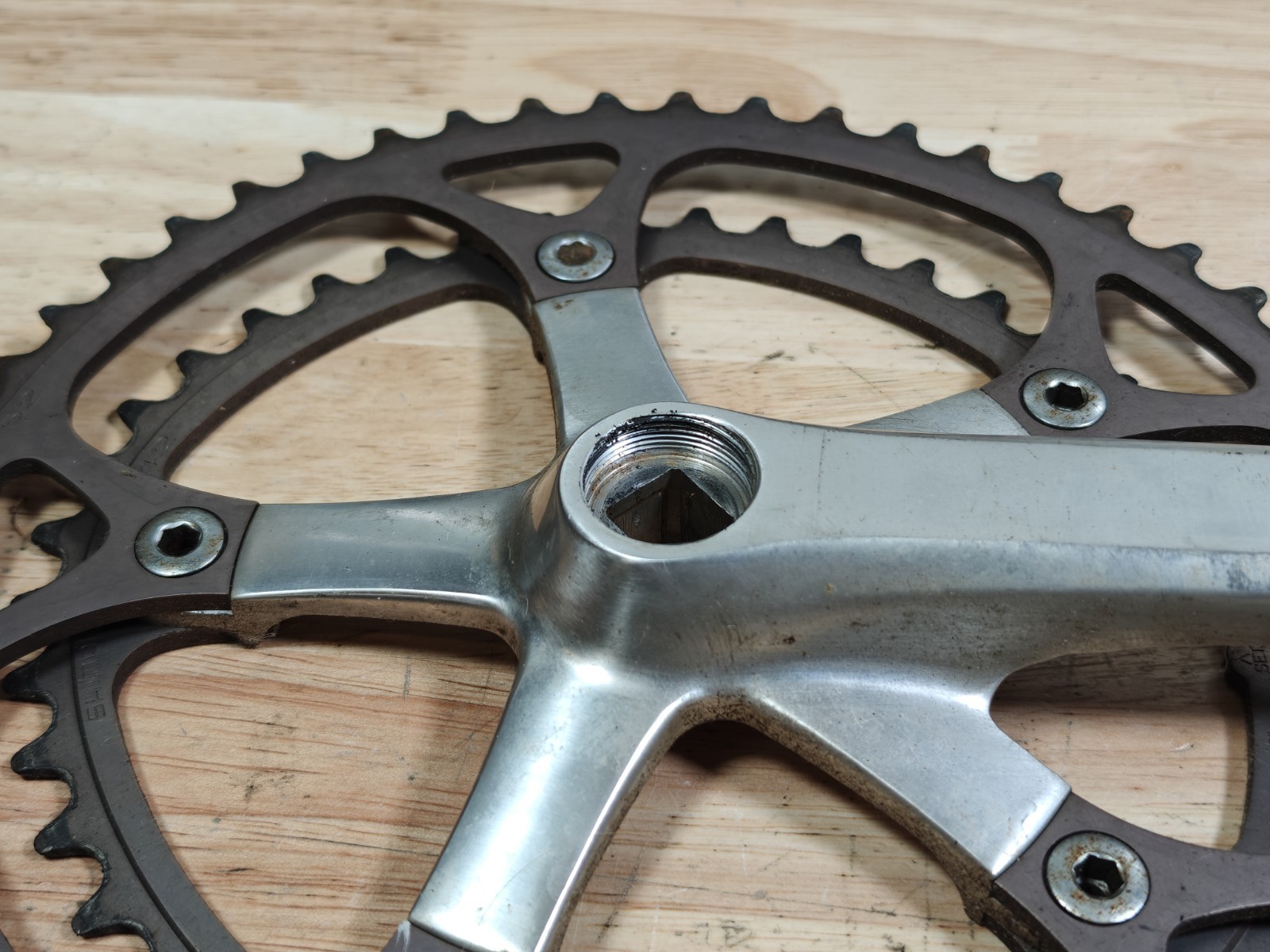 Shimano 600 FC-6207 175mm 52/42T Biopace Crankset 2x / Double