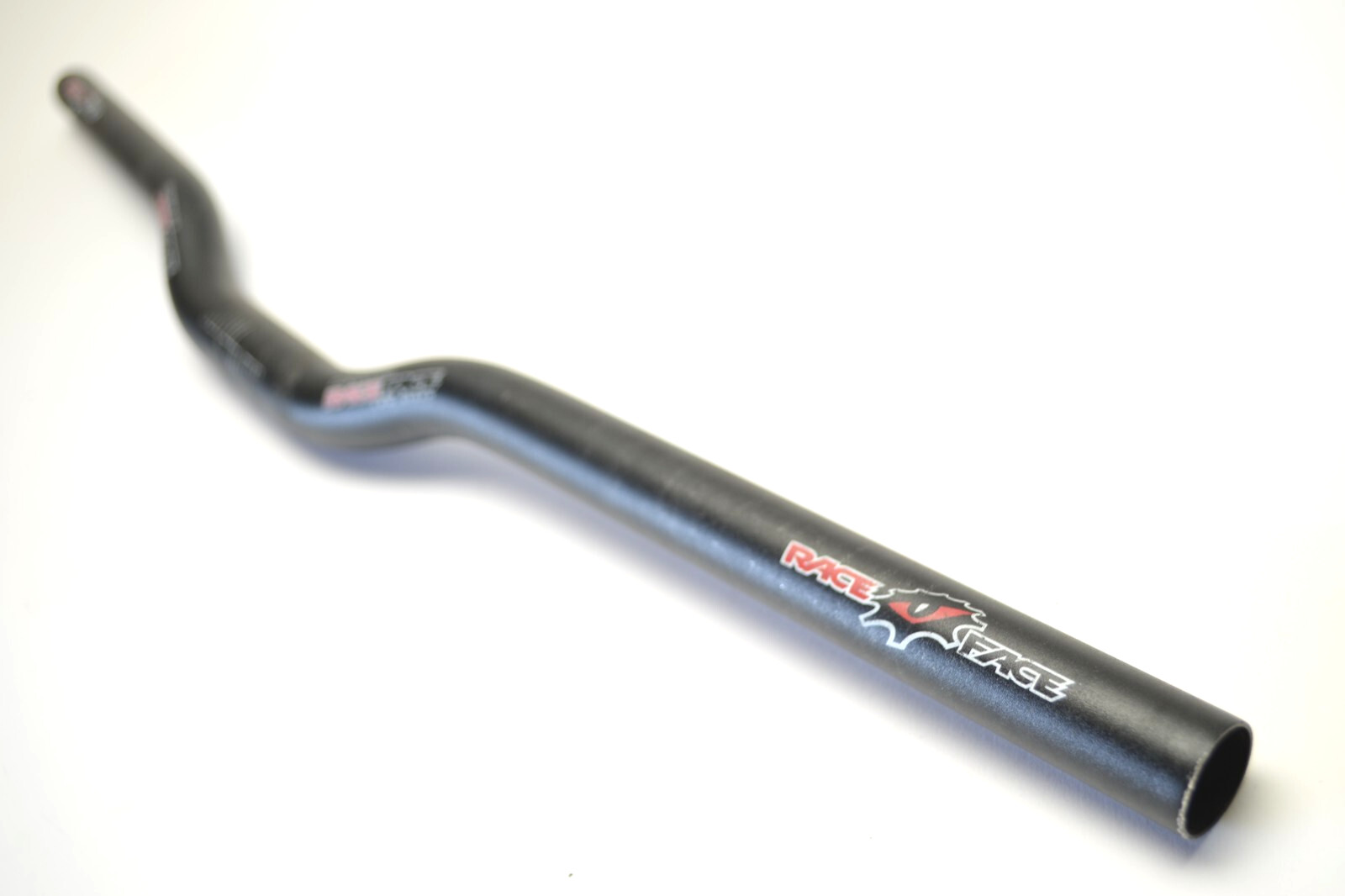 RACE FACE DEUS XC ALLOY BICYCLE 640 MM LOW RISE HANDLEBAR 5° SWEEP 25.4 MM CLAMP