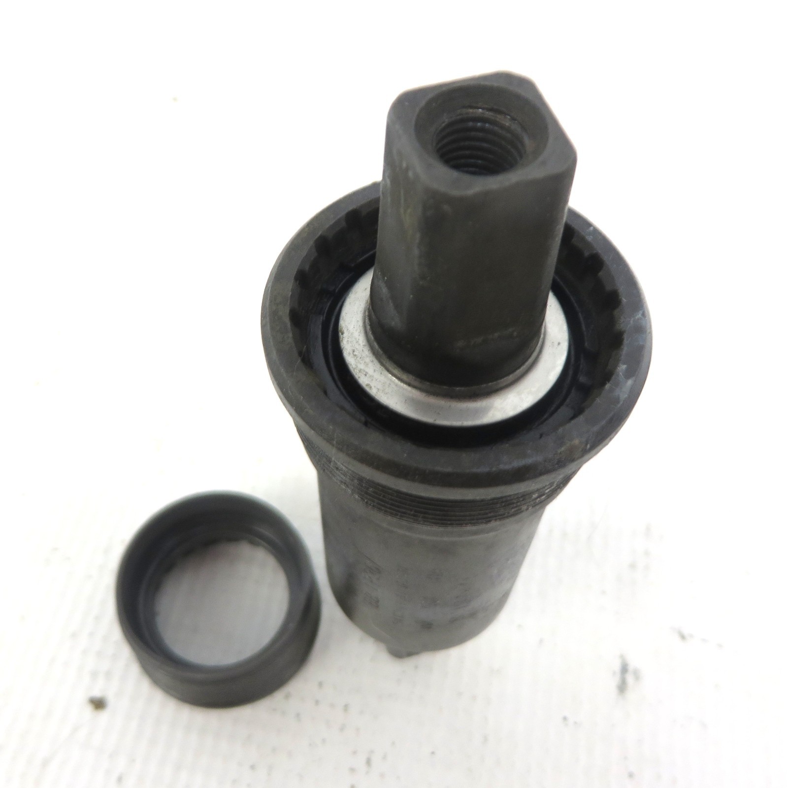 SHIMANO BOTTOM BRACKET BB-LP26 68mm 118mm 365g Sealed Square Taper