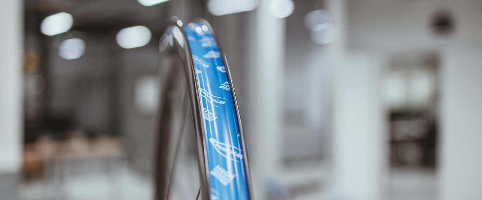 Schwalbe Tubeless Rim Tape – 25mm X 10m Roll, High Pressure Road Gravel TLR *NEW