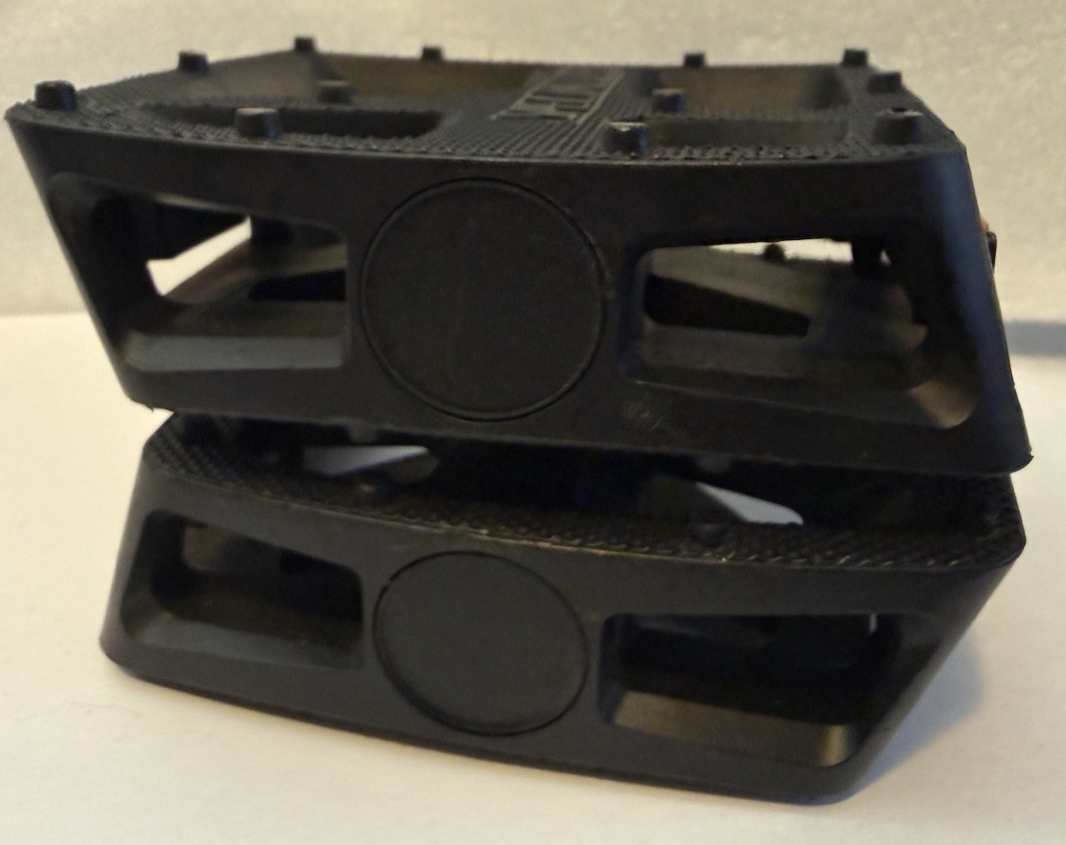 Specialized MTB Flat Platform Pedals 9/16″ Mountain Bike Cycling Pedals K1283