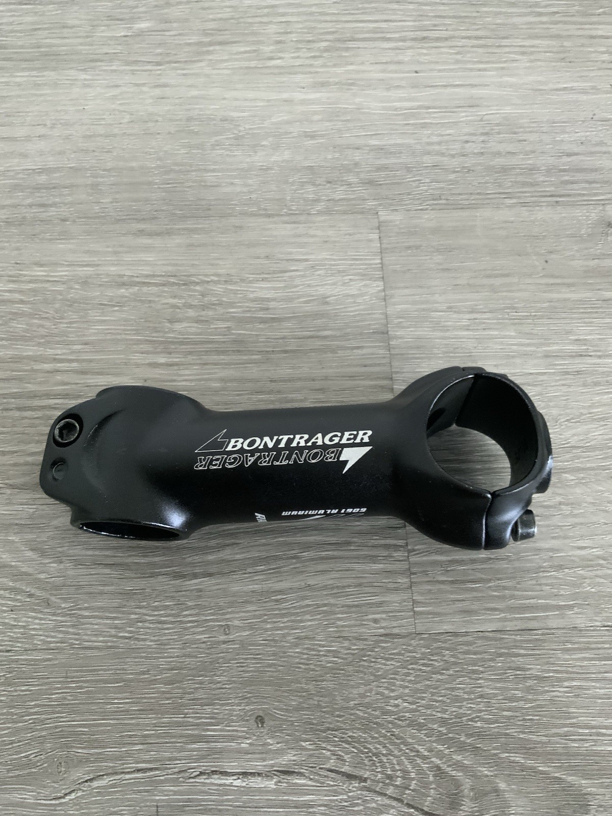 BONTRAGER THREADLESS STEM 100 MM 168 GRAMS 1 1/8 STEERER 31.8 MM CLAMP 7 DEGREE